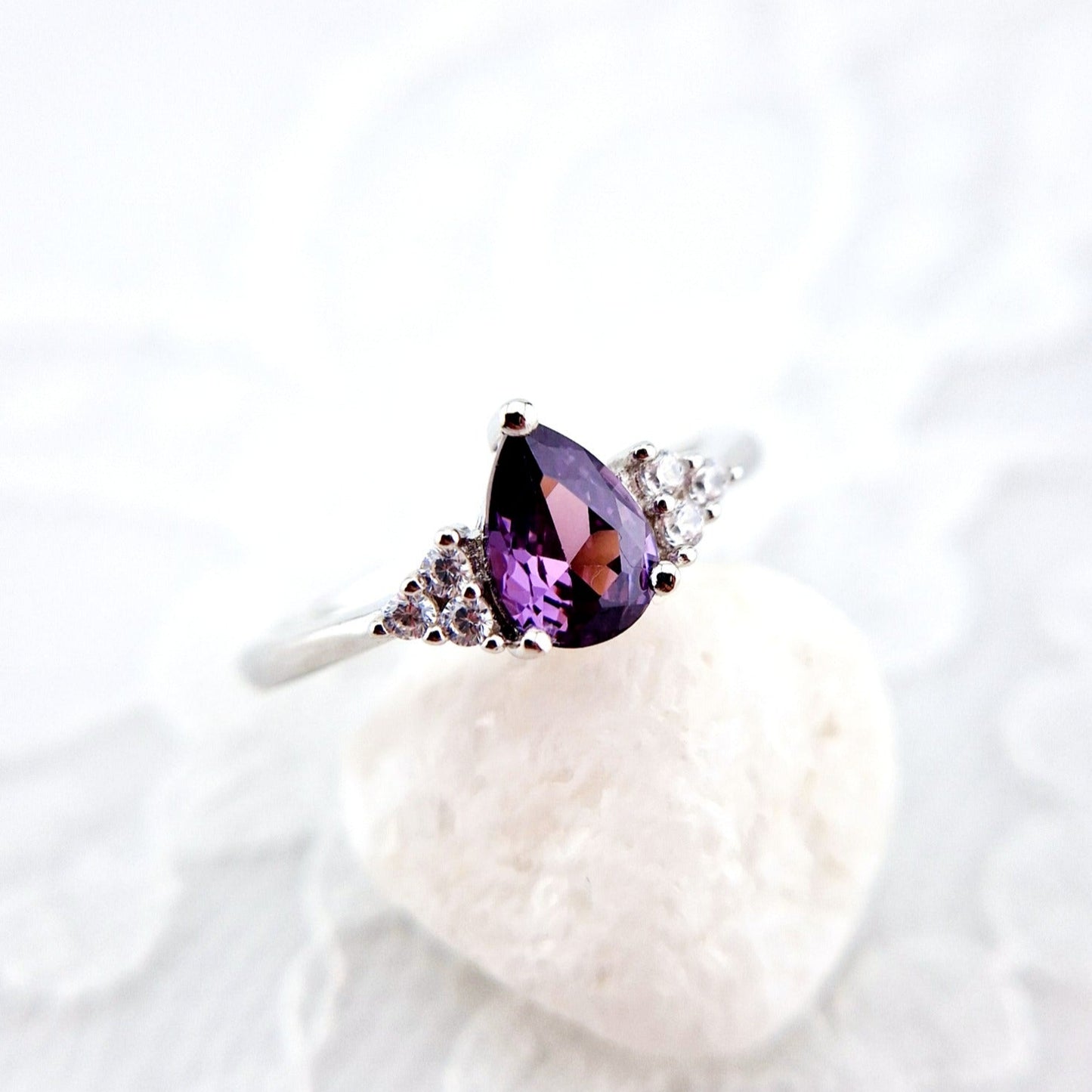 Amethyst Ring - Silberring mit Amethyst Edelstein, Amethyst silver ring, Bague en améthyste, Anello in ametista, Gemstone, Amethyst Edelsteinring