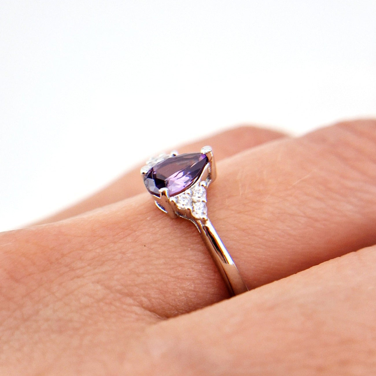 Amethyst Ring - Silberring mit Amethyst Edelstein, Amethyst silver ring, Bague en améthyste, Anello in ametista, Gemstone, Amethyst Edelsteinring