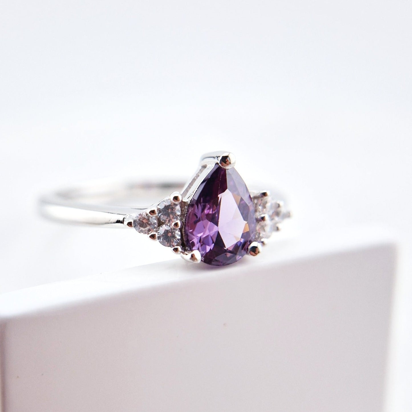 Amethyst Ring - Silberring mit Amethyst Edelstein, Amethyst silver ring, Bague en améthyste, Anello in ametista, Gemstone, Amethyst Edelsteinring