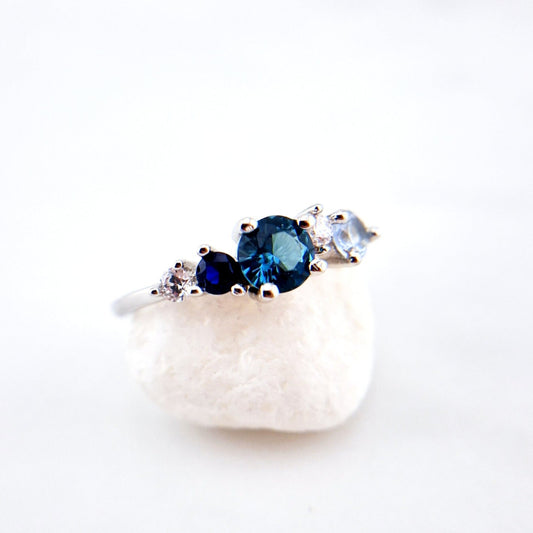 Ring blaue Edelsteine, Blue gemstone Ring, Topas Ring, London Blautopas Ring, Topas Ring, Aquamarin Ring, Blausaphir Ring, Saphir Ring, Silber Ring, Ring, Blauer Ring, eleganter Ring, elegant Ring, gemstone ring, silver ring, London blue topaz ring, blue topaz ring, topaz ring, Blue ring, elegant ring, ring jewelry