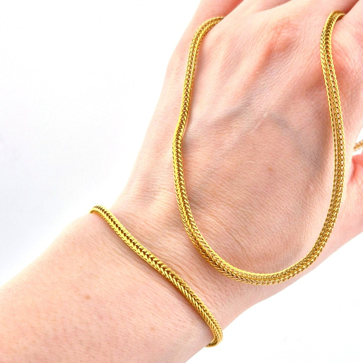 Edelstahl Armband, stainless steel bracelet, Bracelet acier inox, bracciale acciano, gold bracelet, golden bracelet, Gold Armband, goldenes Armband, vergoldetes Armband, Armband, bracelet, bracciale, minimalistisches Armband, minimalist bracelet