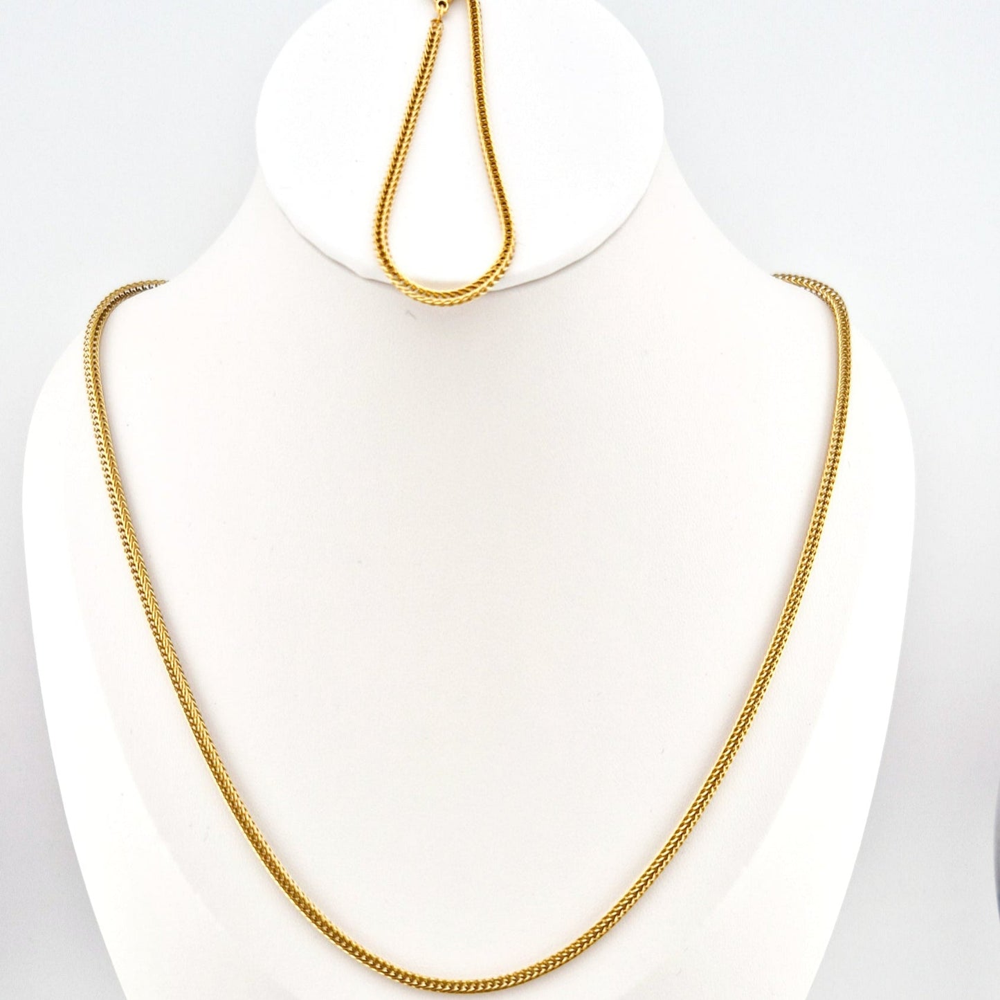 Edelstahl Halskette, stainless steel necklace, collier acier inox, collana acciaio, Gold Halskette, goldene Kette, golden necklace, gold necklace, Halskette, necklace, collana, collier, minimalistische Halskette, Minimalist necklace, Edelstahl Armband, stainless steel bracelet, Bracelet, Armband. Schmuckset, Jewelry set
