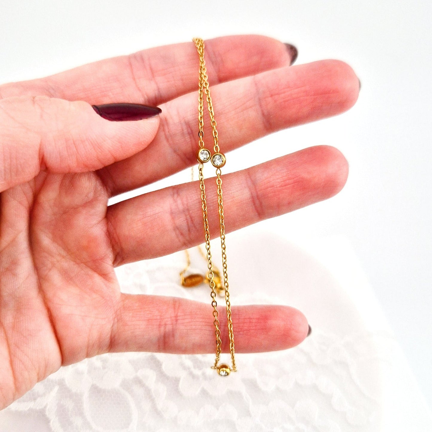 Goldene Halskette Zirkonia, golden necklace, golden necklace cubic zirconia, collier dore, collier dore zirconium, collana dorata, collana dorata zirconia, Zirkonia Halskette, Goldene Halskette, vergoldete Halskette, Halskette, Kette mit Zirkonia Steinchen, elegant golden necklace