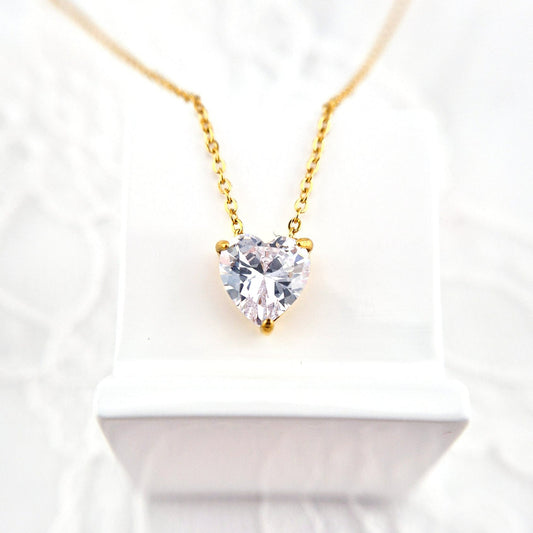 Herz Halskette, heart necklace, collier coeur, collana cuore, CZ necklace, cubic zirkonia Halskette, Halskette mit Anhänger, Halskette Zirkon Anhänger, Herz Kette, Halskette mit Herz, Halskette, Anhänger Halskette, pendant necklace, necklace, collana, collier, gold Halskette Damen, Halskette Damen gold, necklace women, golden necklace, vergoldete Halskette