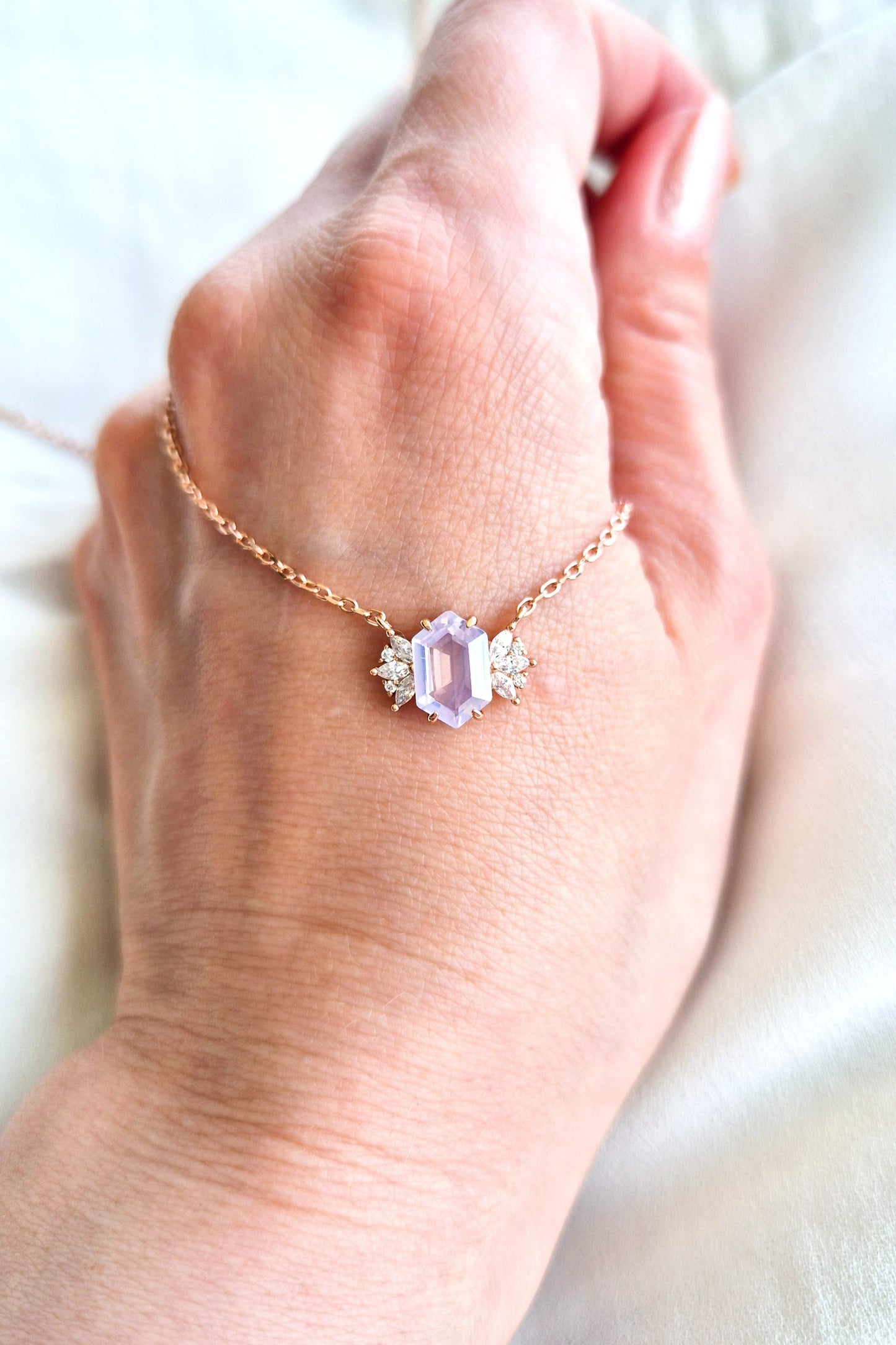 Lavendelquarz Halskette, Lavendel Quarz Kette, Lavender quartz necklace, lavender quartz, Lavendelquarz, Halskette, necklace, Collier en quartz lavande, Collana in quarzo lavanda, Rosegold Halskette, Rose gold necklace, Halskette, rosegold Kette, Collana, collier, pendant necklace, lavender necklace, Lavendel Halskette