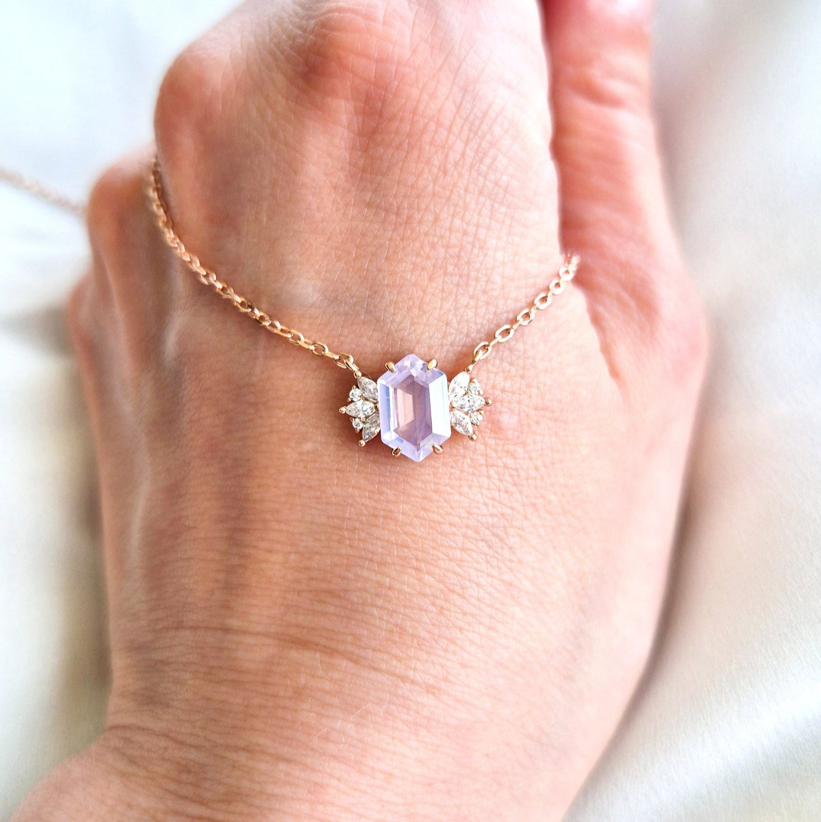 Lavendelquarz Halskette, Lavendel Quarz Kette, Lavender quartz necklace, lavender quartz, Lavendelquarz, Halskette, necklace, Collier en quartz lavande, Collana in quarzo lavanda, Rosegold Halskette, Rose gold necklace, Halskette, rosegold Kette, Collana, collier, pendant necklace, lavender necklace, Lavendel Halskette