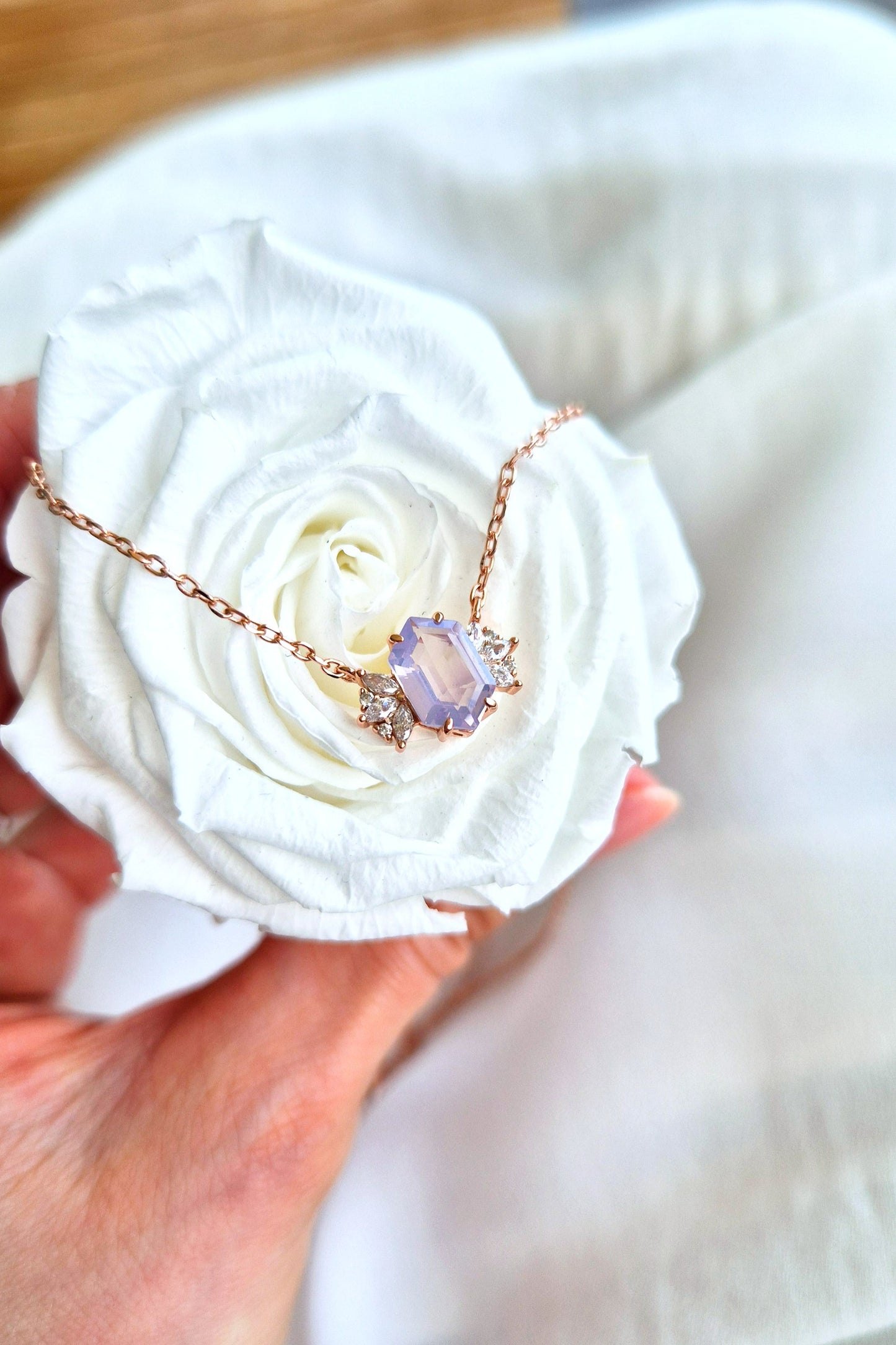 Lavendelquarz Halskette, Lavendel Quarz Kette, Lavender quartz necklace, lavender quartz, Lavendelquarz, Halskette, necklace, Collier en quartz lavande, Collana in quarzo lavanda, Rosegold Halskette, Rose gold necklace, Halskette, rosegold Kette, Collana, collier, pendant necklace, lavender necklace, Lavendel Halskette