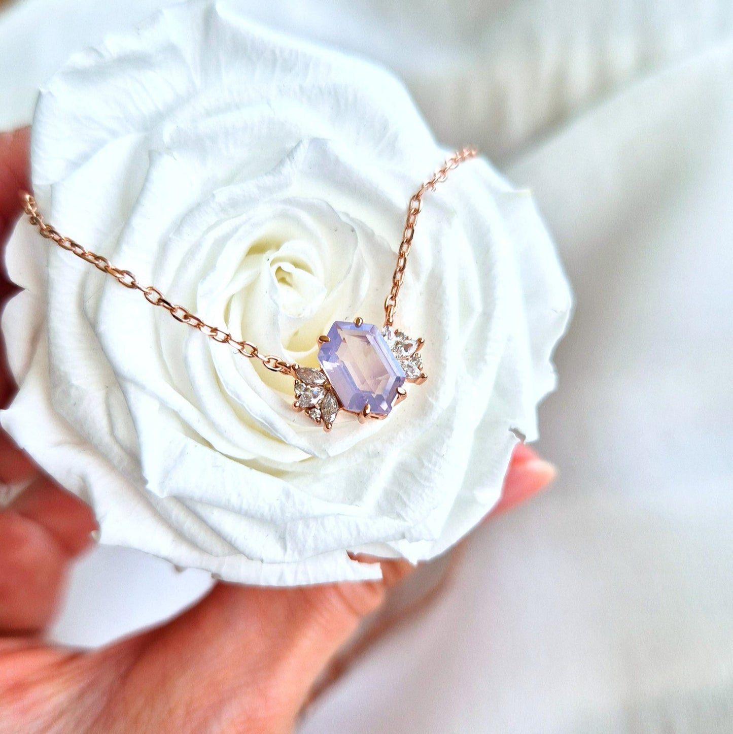 Lavendelquarz Halskette, Lavendel Quarz Kette, Lavender quartz necklace, lavender quartz, Lavendelquarz, Halskette, necklace, Collier en quartz lavande, Collana in quarzo lavanda, Rosegold Halskette, Rose gold necklace, Halskette, rosegold Kette, Collana, collier, pendant necklace, lavender necklace, Lavendel Halskette