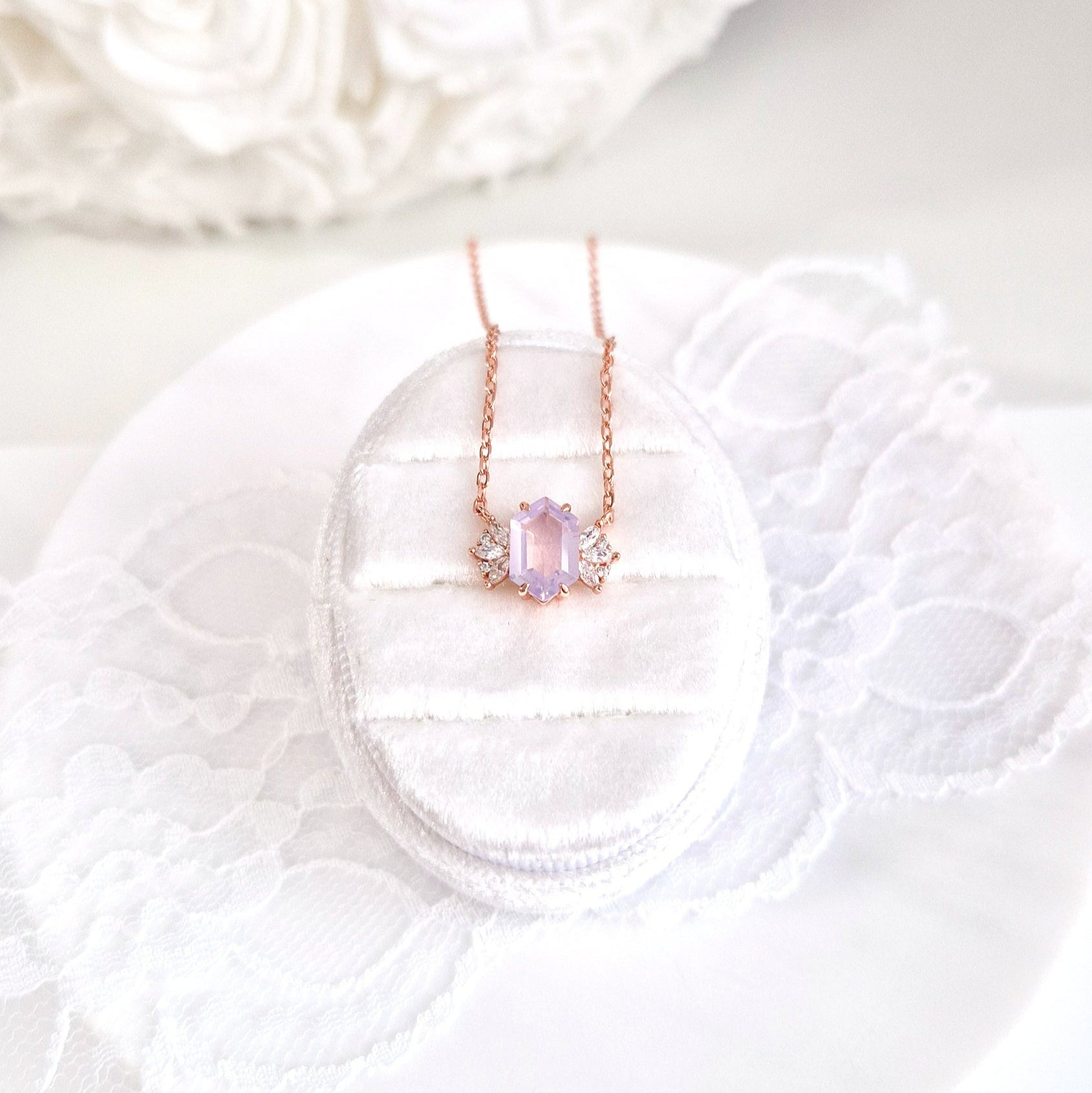 Lavendelquarz Halskette, Lavendel Quarz Kette, Lavender quartz necklace, lavender quartz, Lavendelquarz, Halskette, necklace, Collier en quartz lavande, Collana in quarzo lavanda, Rosegold Halskette, Rose gold necklace, Halskette, rosegold Kette, Collana, collier, pendant necklace, lavender necklace, Lavendel Halskette