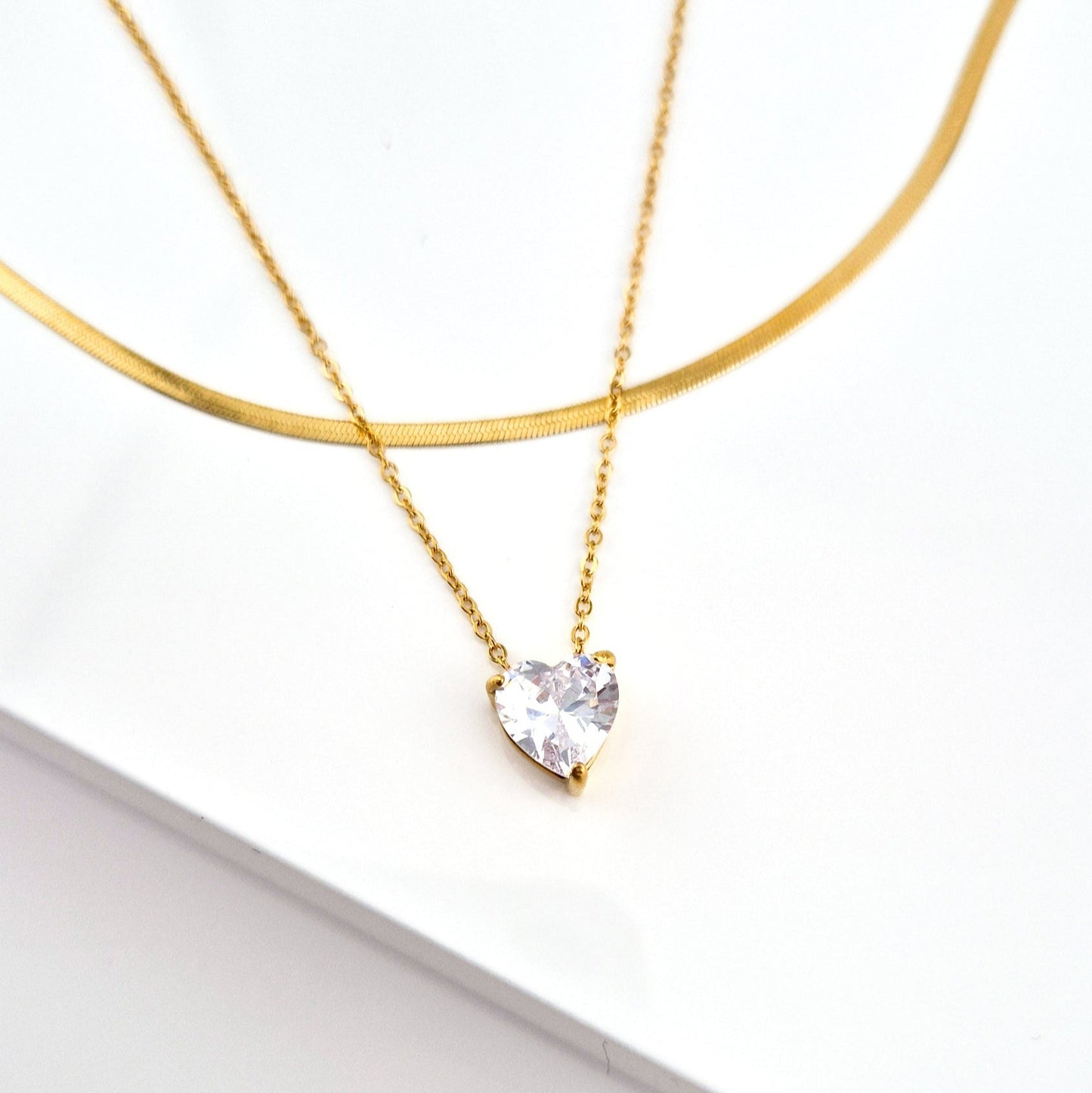 Layering Kette, layering necklace, collier superpose, collana astrati, goldene Kette, minimalistisches Kettenset, schmuckset Halskette, Halskette, necklace, collana, colleir, goldene Halsketten, golden necklaces, diamat imitation necklace, diamant imitat Halskette, Anhänger Halskette, goldene Halsketten, gold necklaces, Halsketten Damen