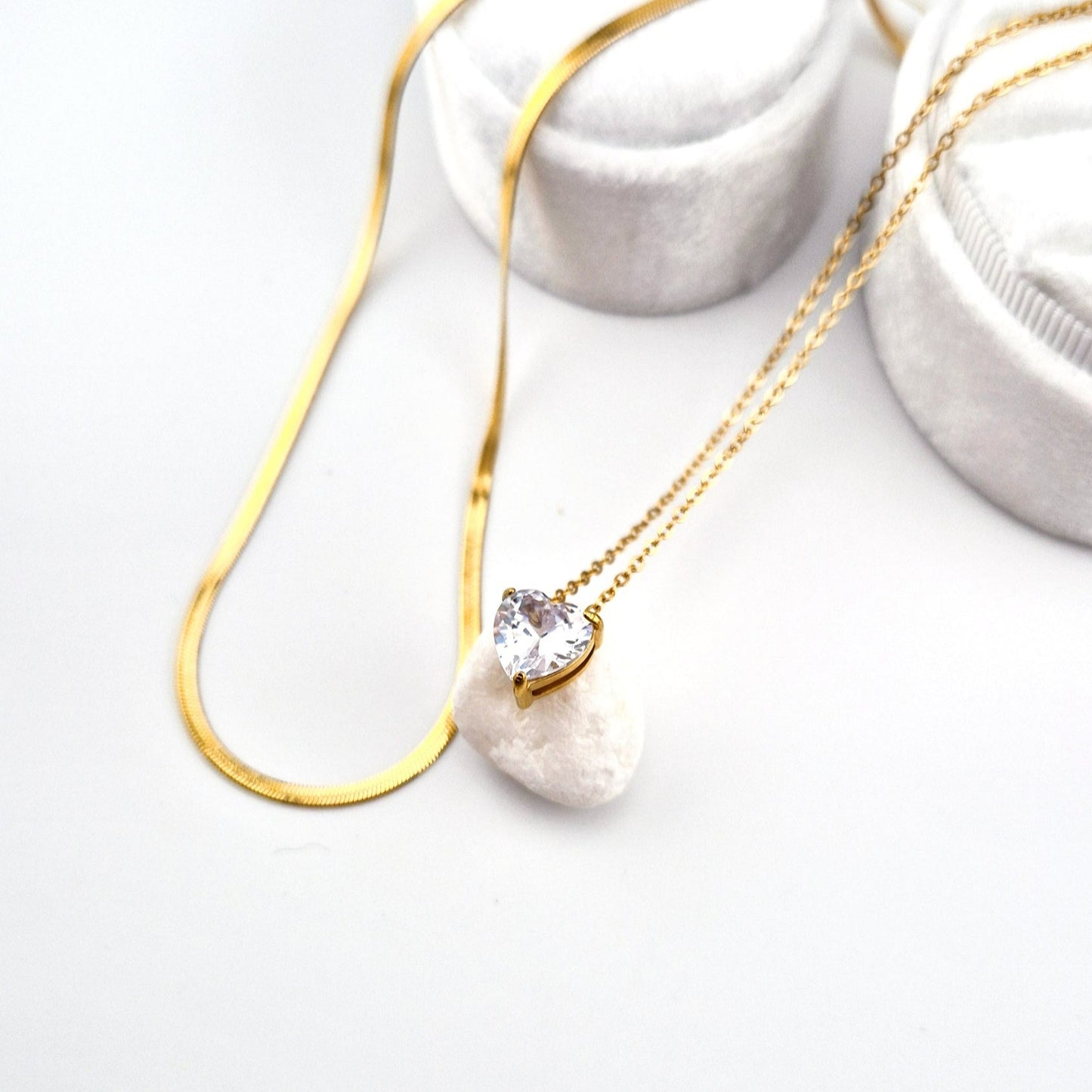 Layering Kette, layering necklace, collier superpose, collana astrati, goldene Kette, minimalistisches Kettenset, schmuckset Halskette, Halskette, necklace, collana, colleir, goldene Halsketten, golden necklaces, diamat imitation necklace, diamant imitat Halskette, Anhänger Halskette, goldene Halsketten, gold necklaces, Halsketten Damen