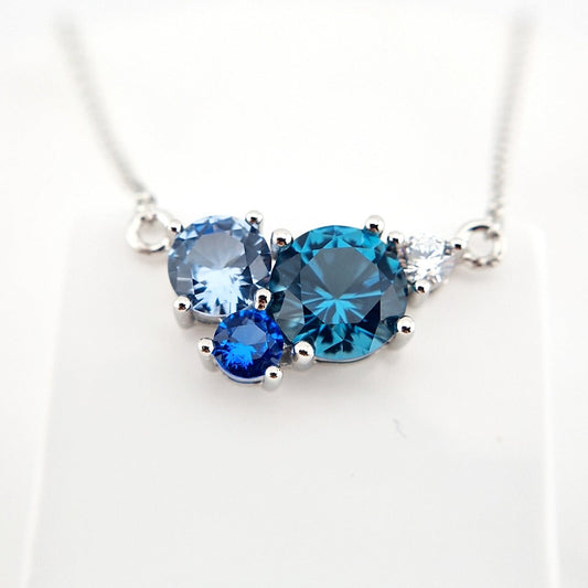 Blau Topas Kette, London Blue Topaz Necklace, Silber Halskette mit Blautopas, Aquamarin und blauem Saphir Edelstein, Edelstein Kette Silber