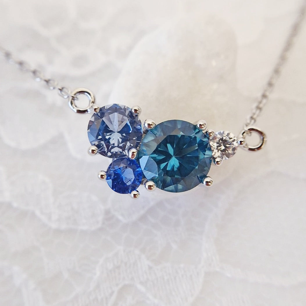 Blau Topas Kette, London Blue Topaz Necklace, Silber Halskette mit Blautopas, Aquamarin und blauem Saphir Edelstein, Edelstein Kette Silber