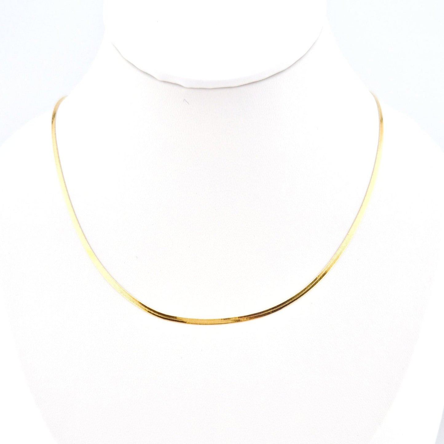 Minimalistische Halskette, minimalist necklace, collier minimaliste, collana minimalista, Halskette, necklace, collana, collier, goldene Halskette, vergoldete Halskette, Edelstahl Halskette, golden necklace, gold necklace stainless steel necklace, collier d'or