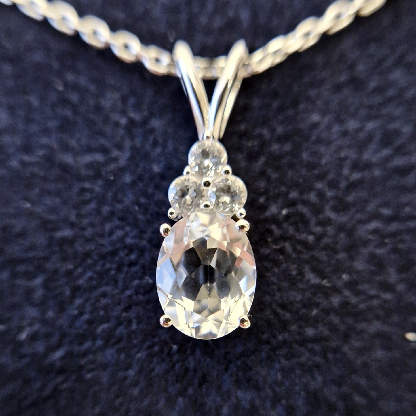 Silber Schmuckset Weisser Topas, White Topaz Jewelry set, Weiss topas Schmuckset, Topas Schmuck Set, Topaz Jewelry Set, Weiss Topas Ohrringe, Topas Ohrstecker, Weiss Topas Ring, Topas Kette, Weiss Topas Halskette, Topaz necklace, white topaz pendant necklace, white topaz ring, white topaz earrings, topaz stud earrings, silver ejwelry set, Silber Schmuck, Ring, Halskette, Necklace, Ohrringe, Ohrstecker, stud earrings