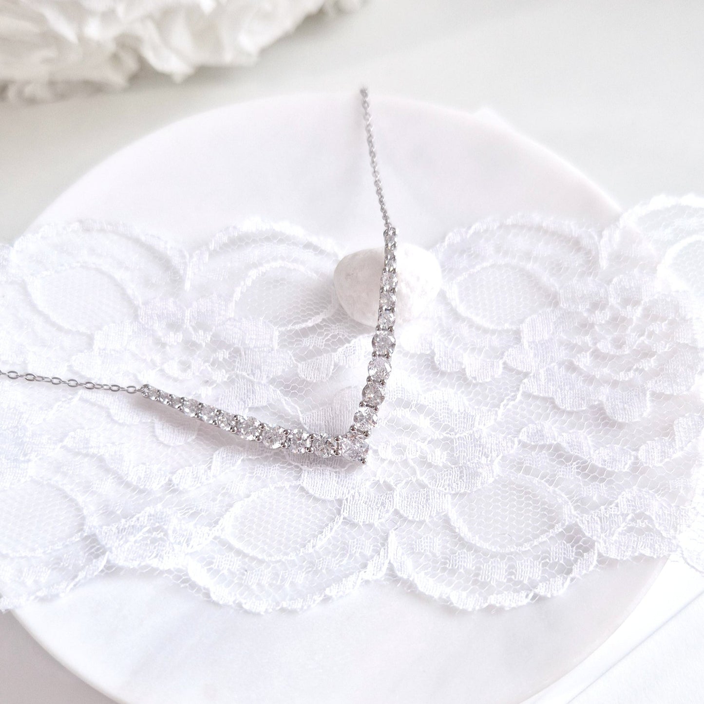 Necklace V-shaped, Halskette V-Form, Silber Kette, silver pendant necklace