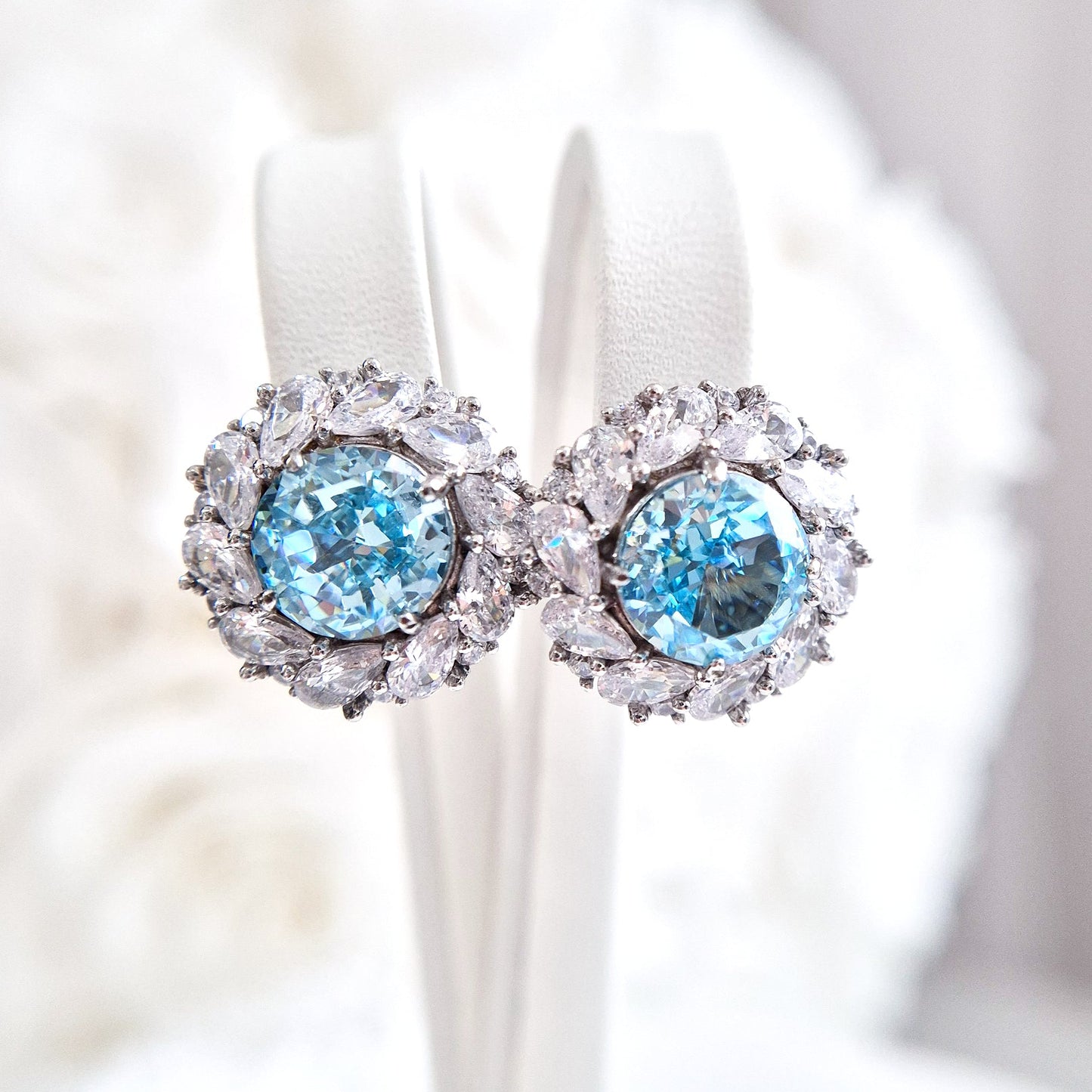 Ohrringe Zirkonia Eis Blau, Zirkonia Ohrstecker, Silber Ohrringe, Damenohrringe, earrings zirconia ice blue, cz earrings, stud earrings, orecchini, boucles doreilles, boucles, puces