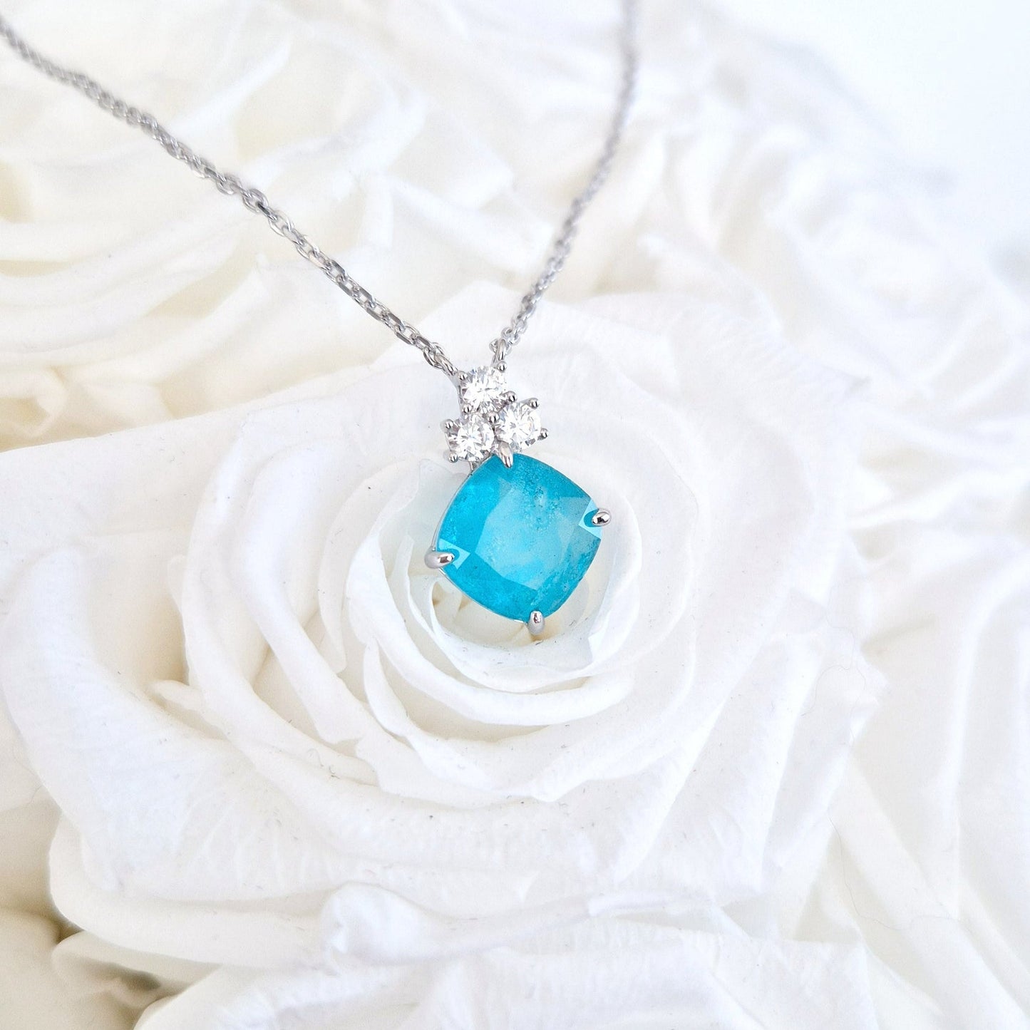 Paraiba Halskette, Paraiba Turmalin Halskette, Paraiba, Halskette, paraiba necklace, paraiba tourmaline necklace, necklace, Paraiba Turmalin, Paraiba Tourmaline, collier paraiba, collier paraibe tourmaline, collana paraiba, collier, collana, Silber Halskette, Silver nekclace, pedant Necklace, Anhänger Halskette, Damen Halskette, Halskette für Damen, türkiesfarbene Halskette