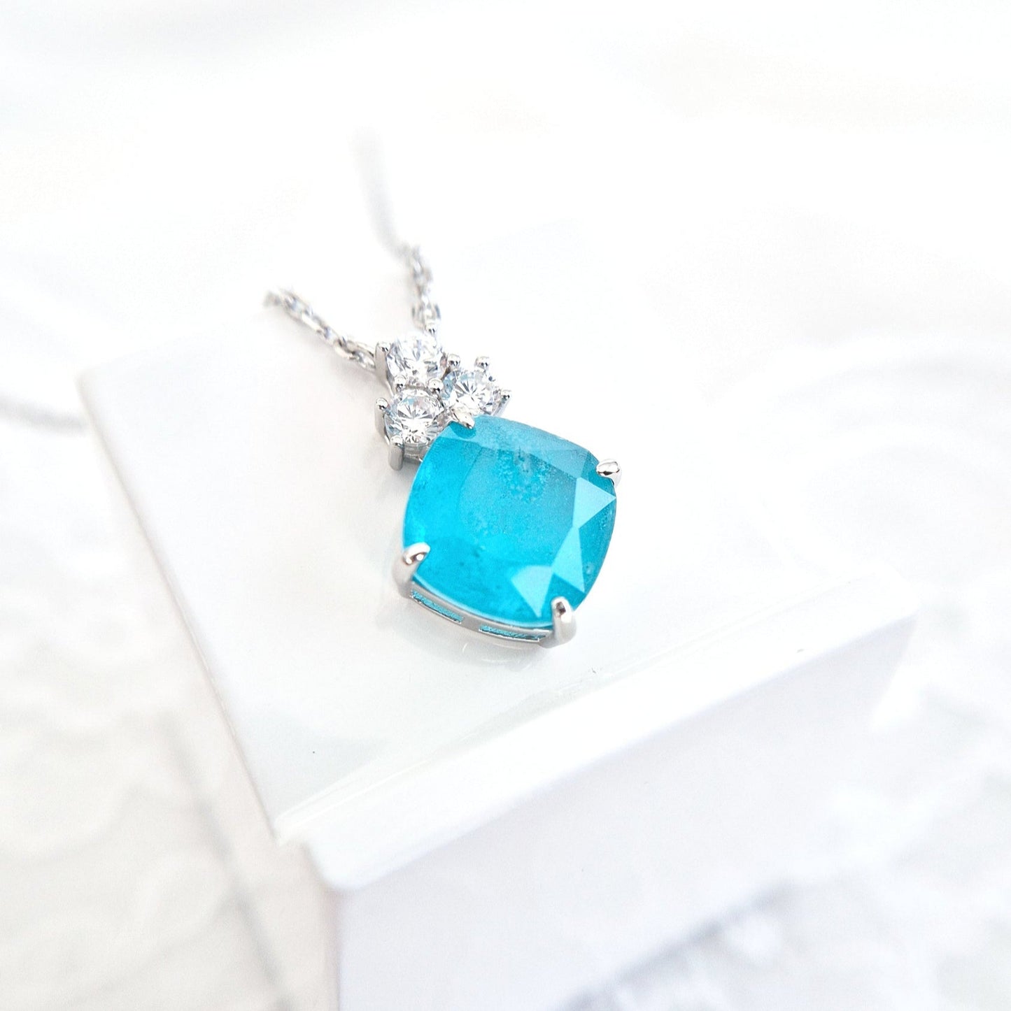 Paraiba Halskette, Paraiba Turmalin Halskette, Paraiba, Halskette, paraiba necklace, paraiba tourmaline necklace, necklace, Paraiba Turmalin, Paraiba Tourmaline, collier paraiba, collier paraibe tourmaline, collana paraiba, collier, collana, Silber Halskette, Silver nekclace, pedant Necklace, Anhänger Halskette, Damen Halskette, Halskette für Damen, türkiesfarbene Halskette