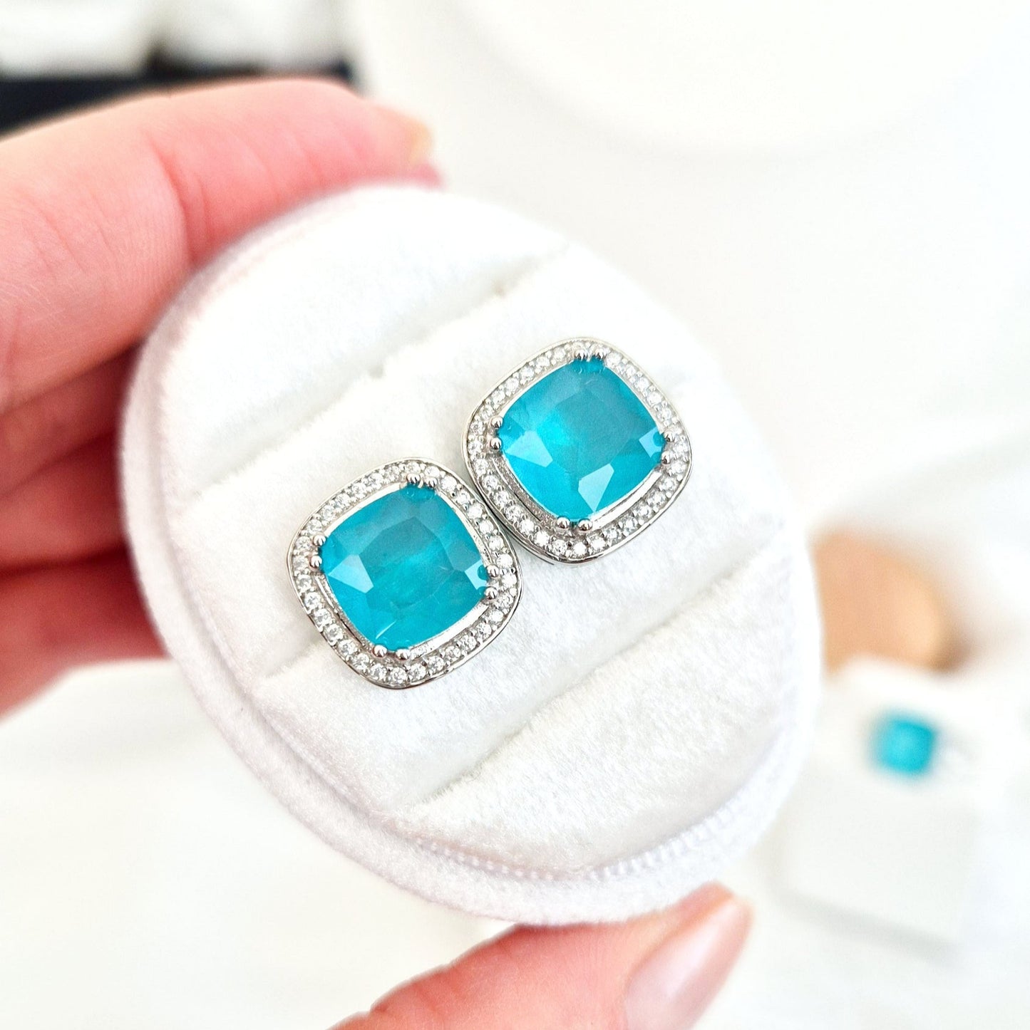 Paraiba Ohrringe, Paraiba earrings, Boucles doreilles Paraiba, Orecchini Paraiba, Paraiba Turmalin Ohrringe, Paraiba Tourmaline earrings, Paraiba Ohrstecker, Ohrringe, Ohrstecker, earrings, orecchini, boucles doreilles, blue earrings, tükies Ohrringe, Silber Ohrringe, Silver earrings, Paraiba Turmalin Silber Ohrringe, statement Ohrringe, statement earrings