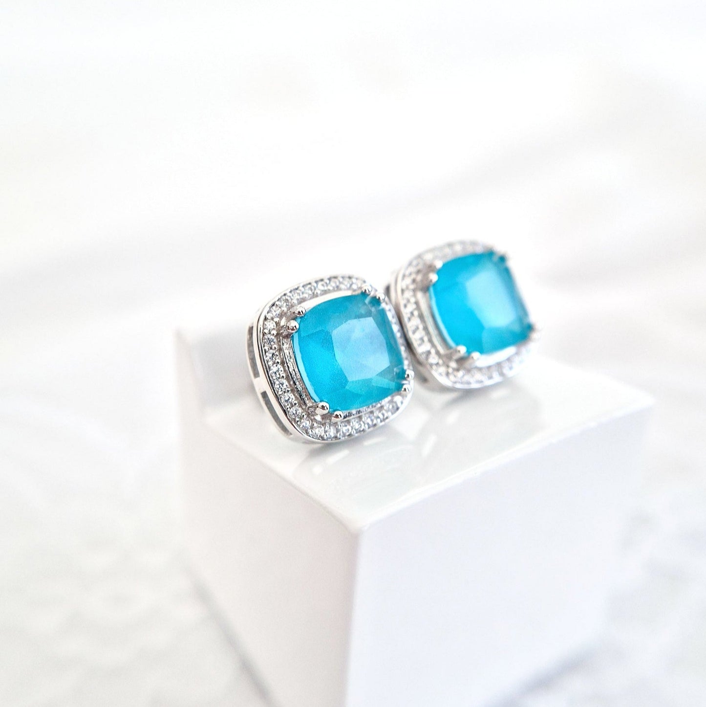 Paraiba Ohrringe, Paraiba earrings, Boucles doreilles Paraiba, Orecchini Paraiba, Paraiba Turmalin Ohrringe, Paraiba Tourmaline earrings, Paraiba Ohrstecker, Ohrringe, Ohrstecker, earrings, orecchini, boucles doreilles, blue earrings, tükies Ohrringe, Silber Ohrringe, Silver earrings, Paraiba Turmalin Silber Ohrringe, statement Ohrringe, statement earrings