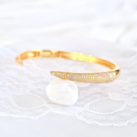 Pave Armreif, Pave bangel, bracelet pave, bracciale pave, gold bangle, claw bangle, gold armreif, goldener armreif, Krallen Armreif, bracelet dore, bracciale dorato, elegant bangle, eleganter armreif, Armreif, Bangle, bracelet, bracciale, bracelet