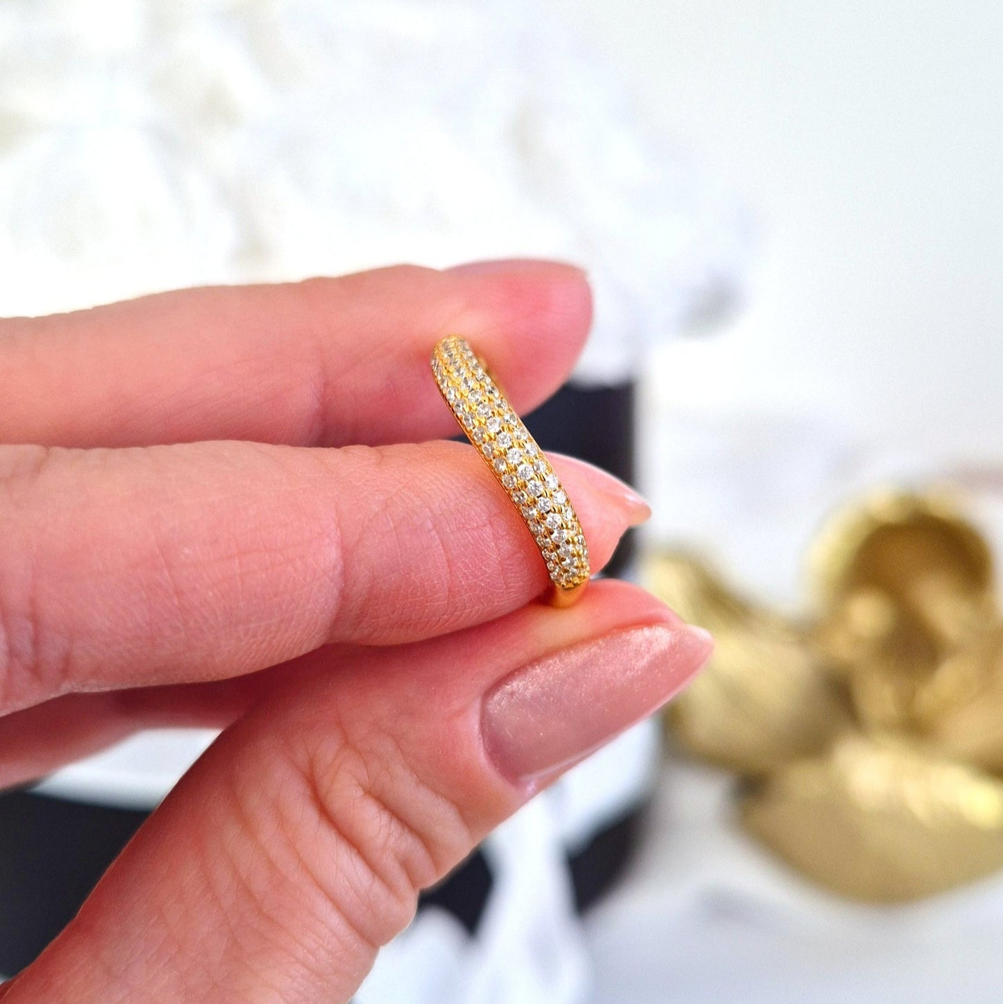 Pavé Ring, Bague Pavé, Anello Pavé, Goldener Ring, Golden ring, bague plaque or, anello dorata, minimalistischer RIng, minimalist ring, Ring, Bague, Anello, Wave Ring, Wellenring, Ring Welle, Ring mit Zircon Steinchen, Ring mit CZ Diamanten, CZ Diamond ring