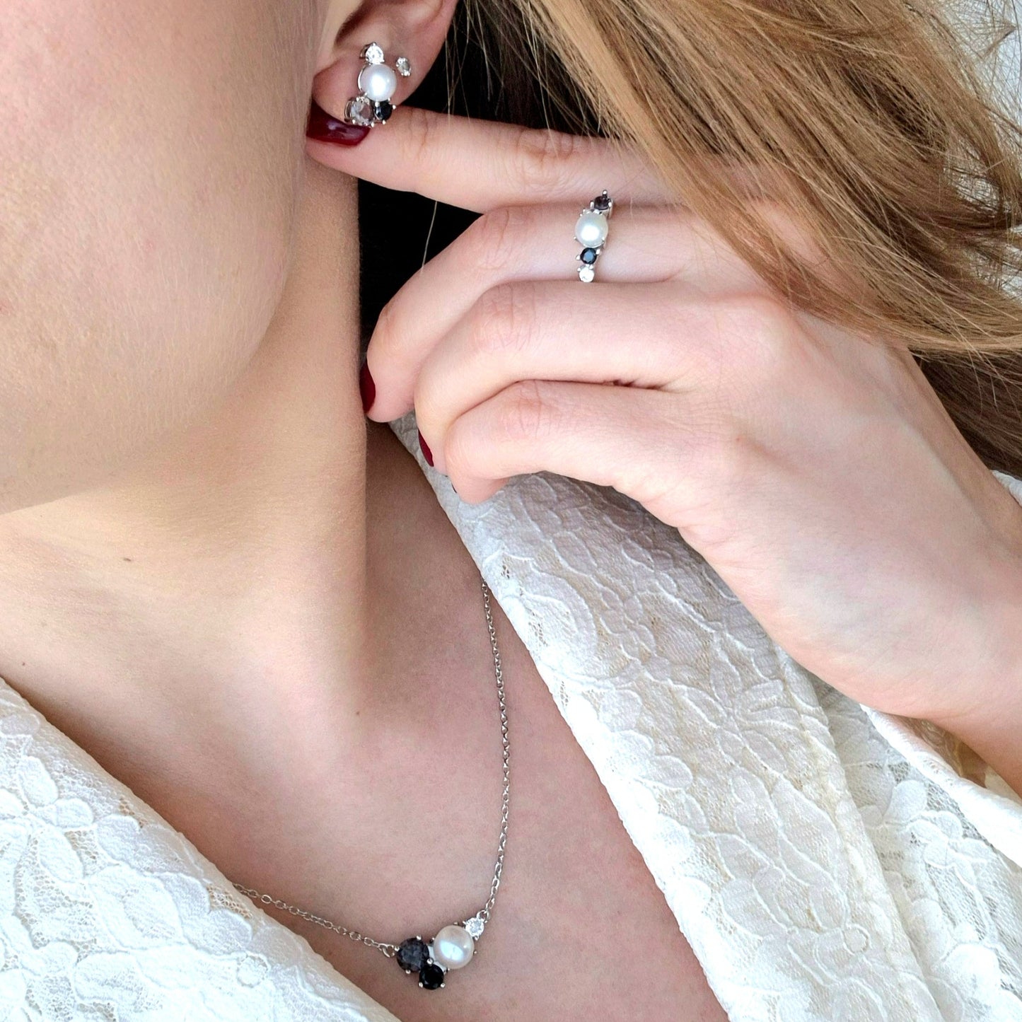 Perlen Schmuckset, Pearl Jewelry set, Silber Schmuckset, Silver Jewelry set, Perlen Kette, Perlen Ring, Pearl necklace, Pearl ring, Perlen Ohrringe, Silber Ohrringe, Pearl Earrings, Silver earrings, black earrings, schwarze Ohrringe, Perlen Ohrstecker, Perlen Ohrringe silber, Pear earrings, Süsswasserperlen Ohrringe, Schwarzer Spinell Ohrringe, Ohrringe, Ohrstecker