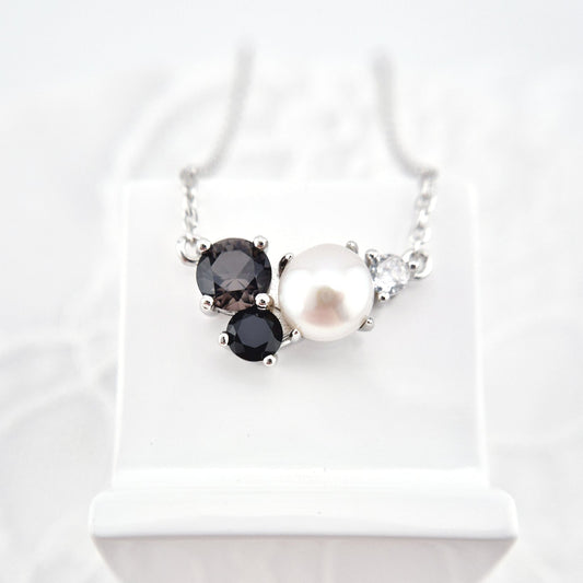 Perlen Kette, Pearl Necklace, Perlenkette Damen, Süsswasserperlen Halskette, silver necklace with pearl pendant, black and white pearl necklace, Silber Halskette, Halskette mit Anhänger, Halskette, Perlenhalskette, Perlen Halskette