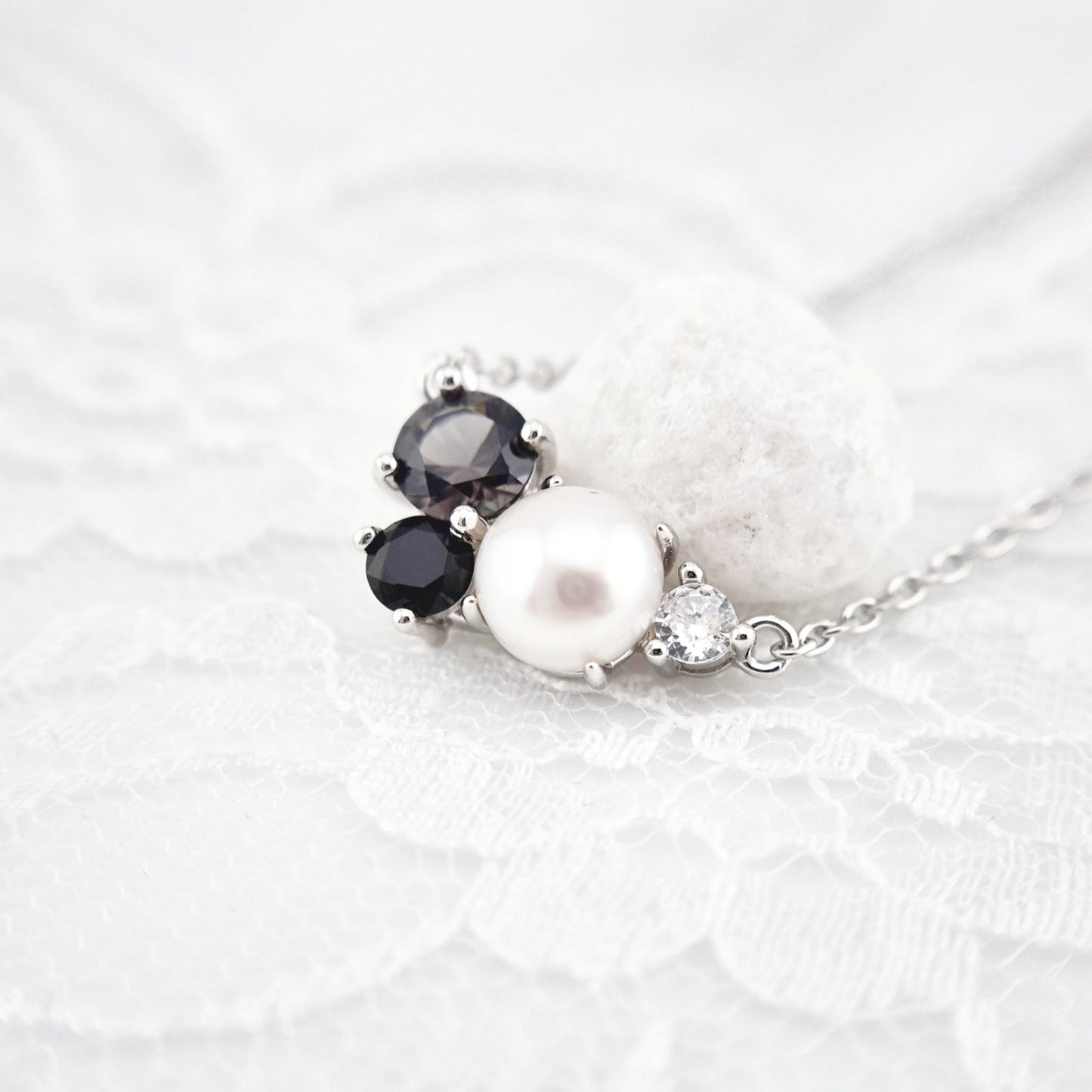 Perlen Kette, Pearl Necklace, Perlenkette Damen, Süsswasserperlen Halskette, silver necklace with pearl pendant, black and white pearl necklace, Silber Halskette, Halskette mit Anhänger, Halskette, Perlenhalskette, Perlen Halskette