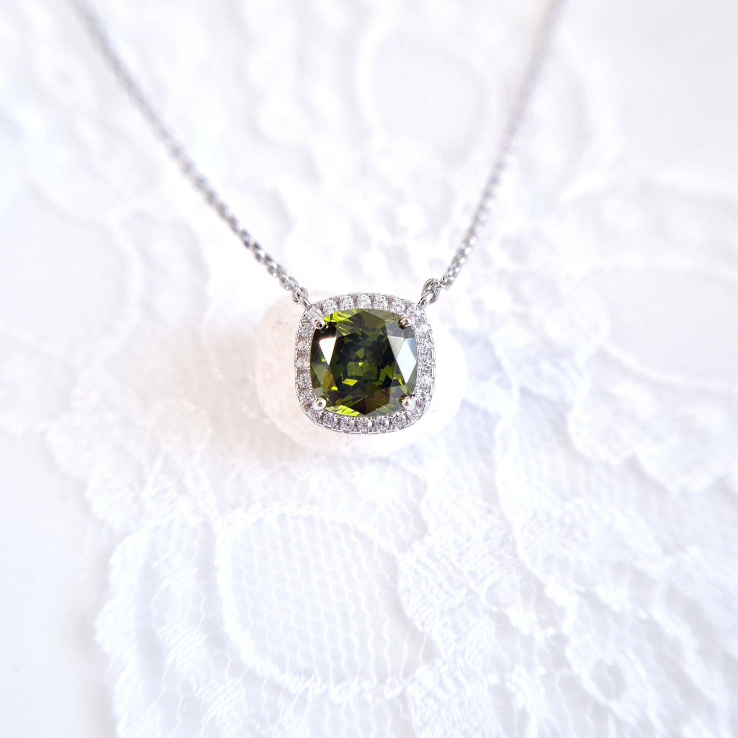 Peridot Necklace, Peridot Halskette, Collier, Collana