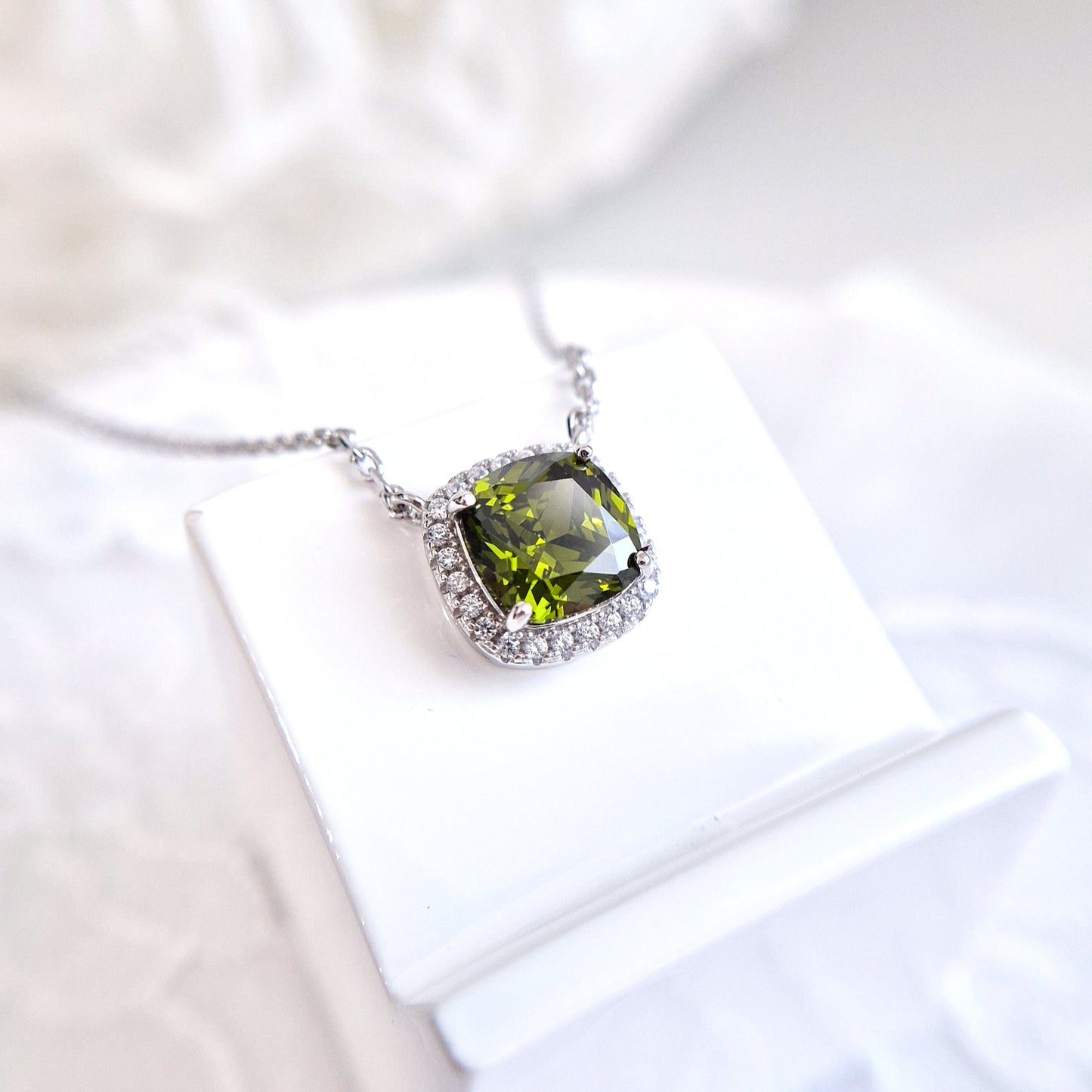 Peridot Necklace, Peridot Halskette, Collier, Collana