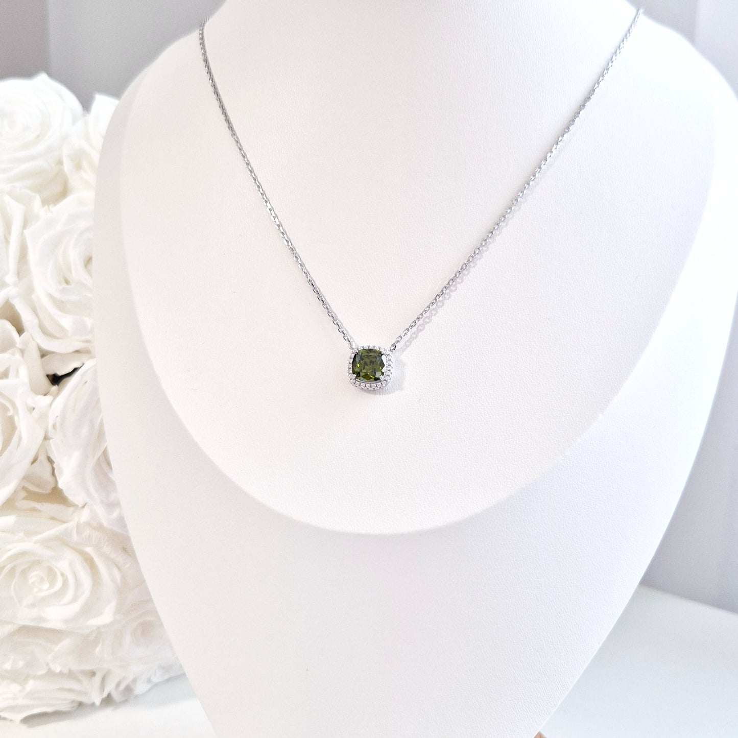 Peridot Necklace, Peridot Halskette, Collier, Collana