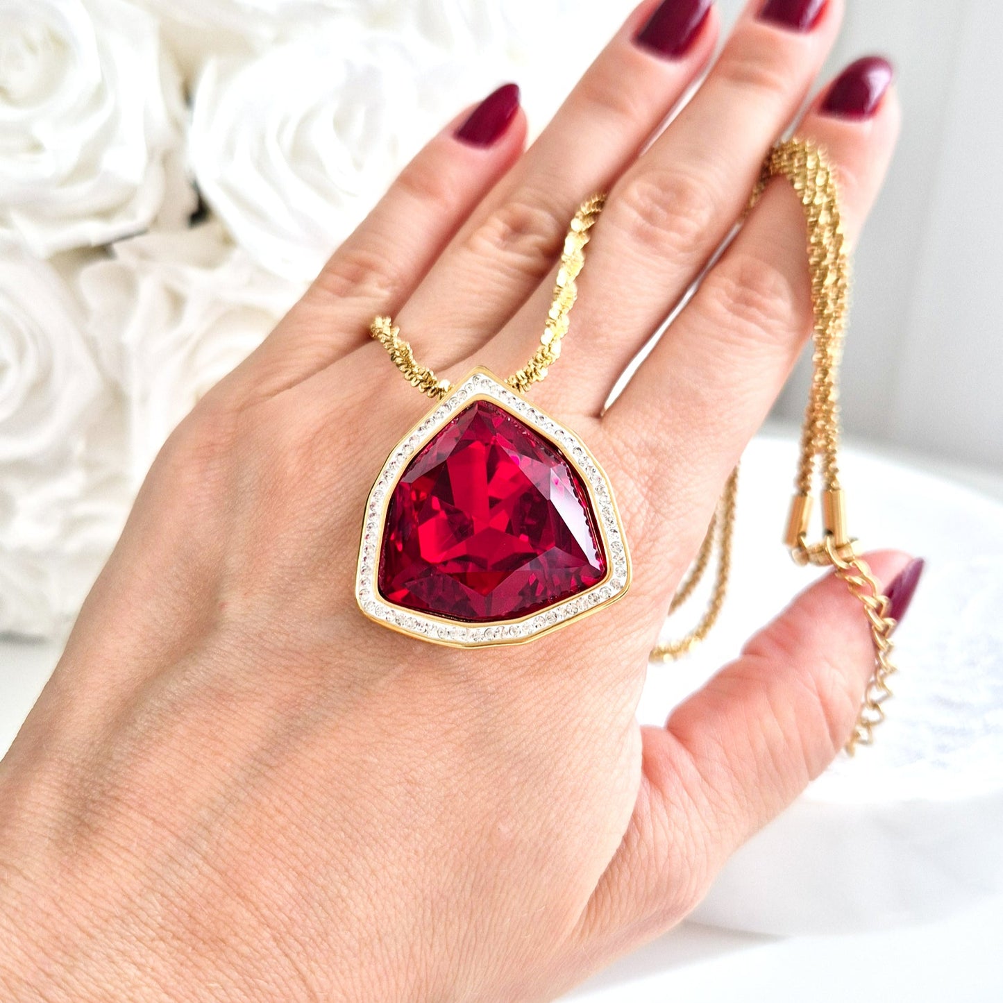 Red Stone necklace, Halskette mit rotem Stein, Edelstein Kette, Anhänger Halskette