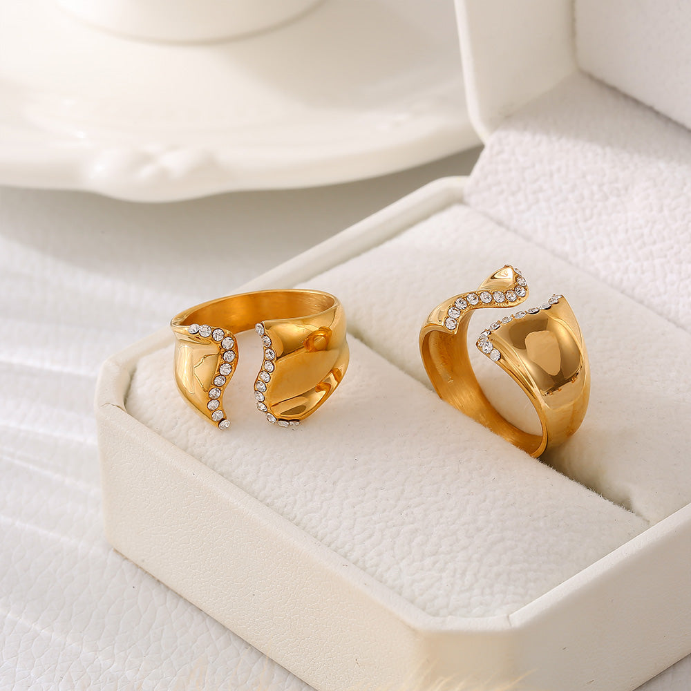 Ring Gold, goldener Ring, Edelstahl Ring, Damenring, trendy ring, non tarnish jewelry, bague, anello