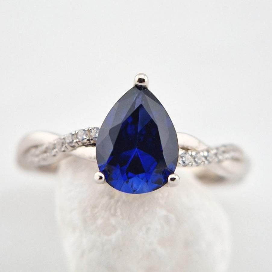 Blau Saphir Ring, sapphire ring, Ring mit Saphir, Royal blue Sapphire Ring, Blau Saphir Ring, Silber Ring mit blauem Saphir