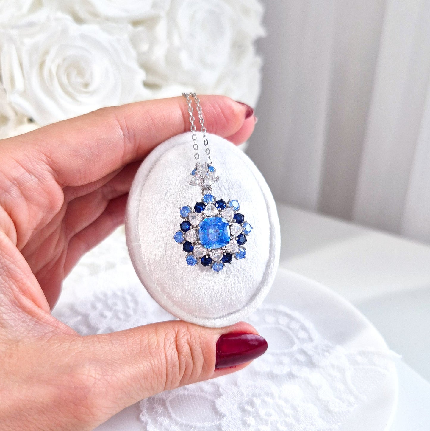 Silber Halskette Zirkonia blau, Anhänger Kette mit blauen CZ Diamant Imitaten, Silver necklace blue zircon, Zirkonia Halskette, Blaue Anhänger Halskette, collier, collana, collier bleue cz