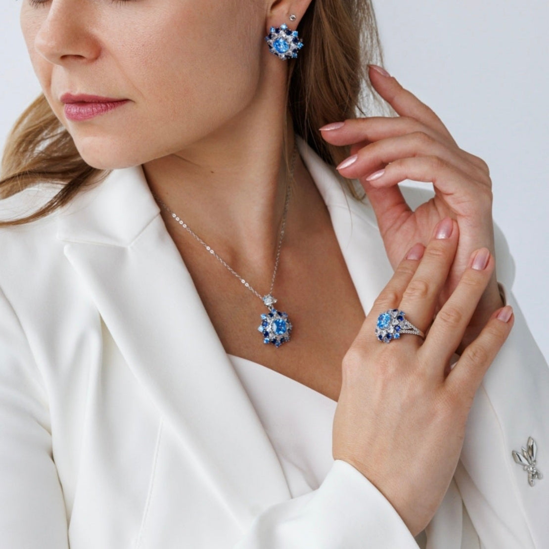 Silber Halskette Zirkonia blau, Anhänger Kette mit blauen CZ Diamant Imitaten, Silver necklace blue zircon, Zirkonia Halskette, Blaue Anhänger Halskette, collier, collana, collier bleue cz