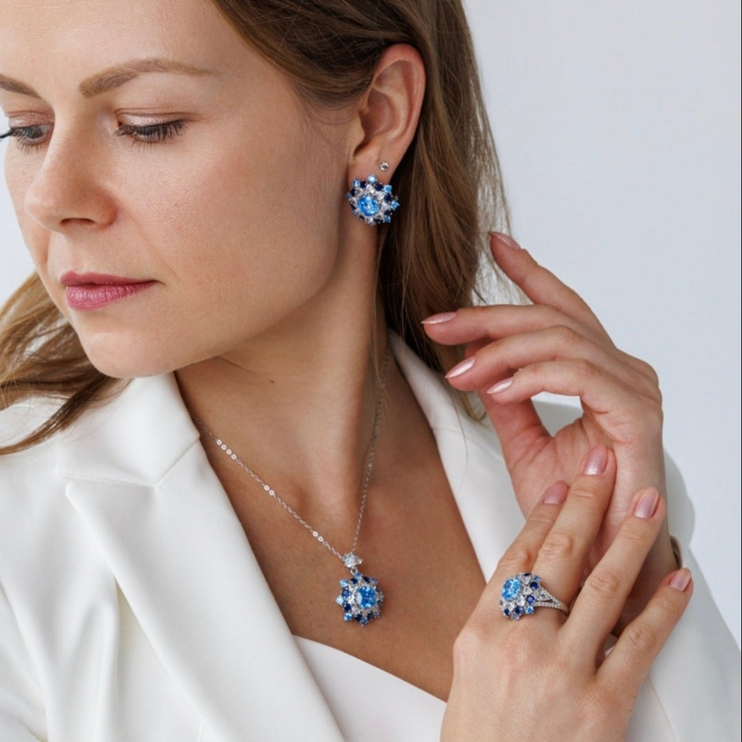 Silber Ohrringe, blaue Zirkonia Ohrringe, Weihnachtsohrringe, Schneeflocken Ohrringe, silver earrings cz blue, boucles doreilles, orecchini