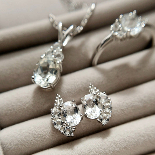 Topas Schmuckset Silber, Topas Schmuckset, Topaz jewerly set silver, topaz jewerly set, Silber Schmuckset Weisser Topas, White Topaz Jewelry set, Weiss topas Schmuckset, Topas Schmuck Set, Topaz Jewelry Set, Weiss Topas Ohrringe, Topas Ohrstecker, Weiss Topas Ring, Topas Kette, Weiss Topas Halskette, Topaz necklace, white topaz pendant necklace, white topaz ring, white topaz earrings, topaz stud earrings, silver ejwelry set, Silber Schmuck, Ring, Halskette, Necklace, Ohrringe, Ohrstecker, stud earrings