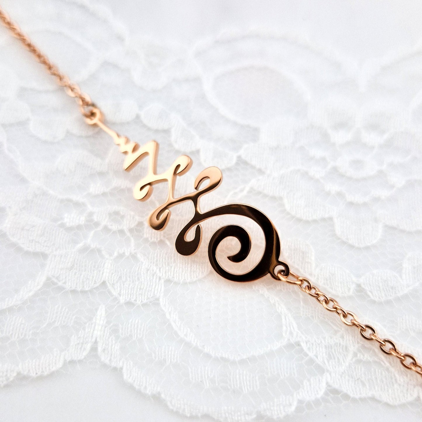 Unalome Armband, Unalome Bracelet, Unalome Symbol, Unalome meaning, Unalome tattoo, golden bracelet, goldenes Armband, Rosegold Armband, Silber Armband, gold bracelet, rose-gold bracelet, silver bracelet, Schmuck mit Bedeutung, Unalome Meaning, friendship bracelet, spiritual bracelet, spiritueller Schmuck, Freundschaftsarmband
