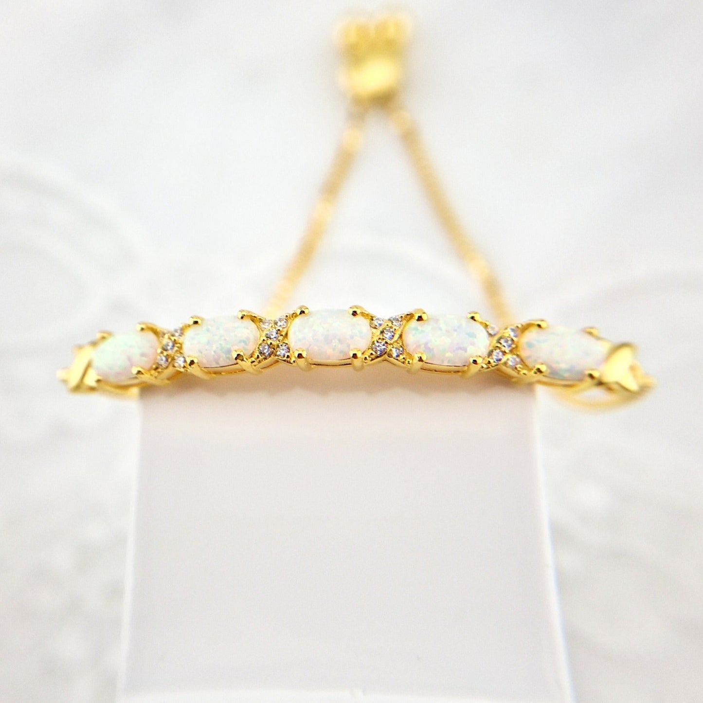 Weiss Opal Armband, White Opal Bracelet, Opal Armband, Opal Bracelet, white stone bracelet, Armband mit weissen Steinen, Edelstein Armband, Gemstone Bracelet, Goldenes Armband, golden Bracelet, Frauen Armband, bracelet for her, jewelry for her, Schmuck, Armband, Armschmuck, Bracelet, Jewelry, Bracelet Opale