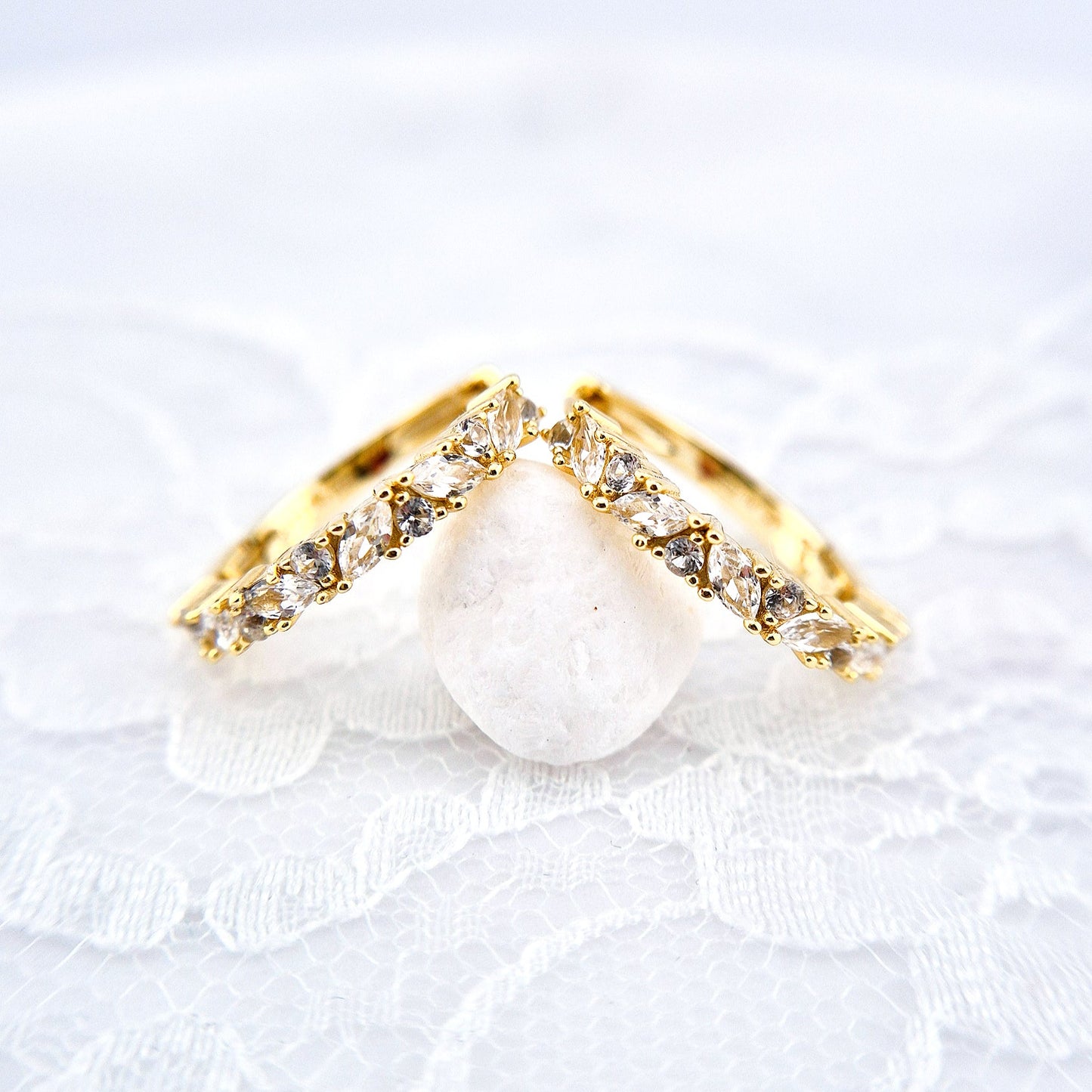 Weiss Topas Schmuckset gold, White topaz Jewelry set gold, dainty jewelry set for her in gold, Topaz Earrings, Topas Ohrringe, Topaz hoops, Topaz Ring, Weiss Topas Ring, White Topaz Necklace