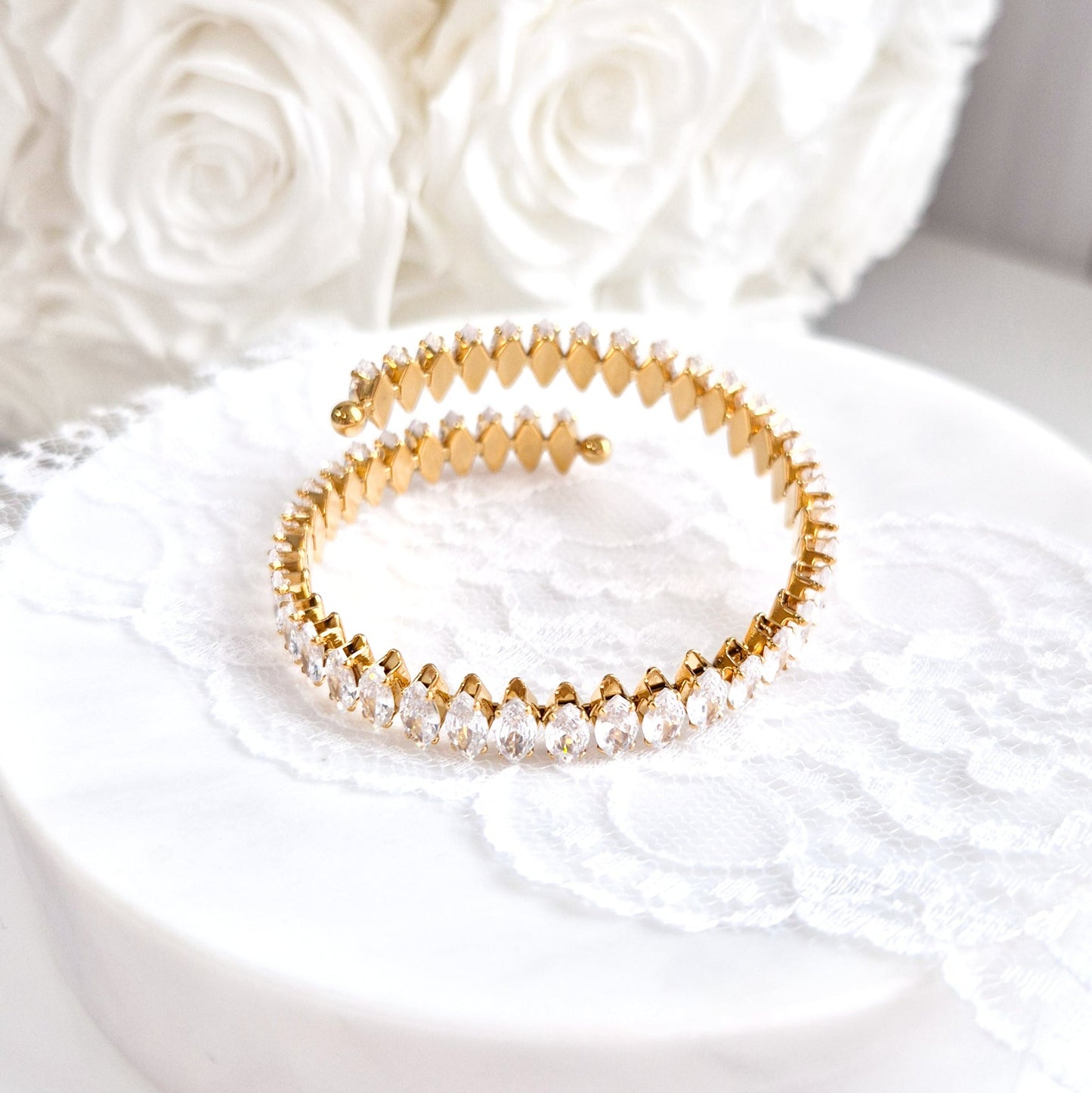Zircon bracelet, Zirkonia Armband, cuff bracelet, open bangle, Armband, Armreif, goldenes Armband, golden Bracelet