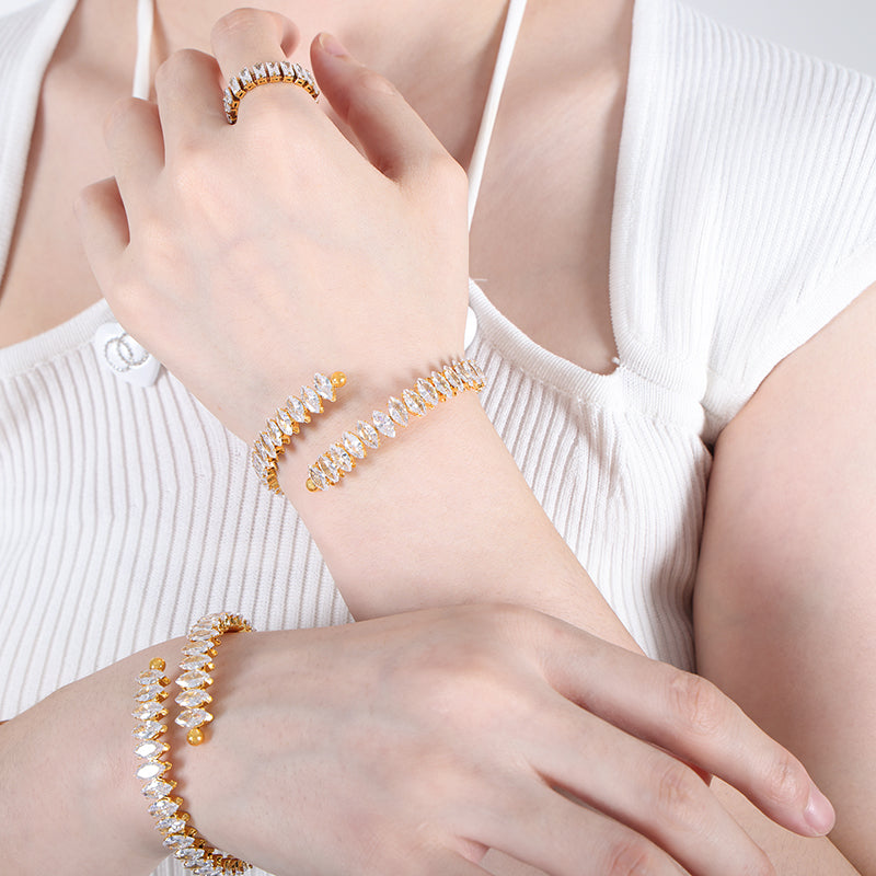 Zircon bracelet, Zirkonia Armband, cuff bracelet, open bangle, Armband, Armreif, goldenes Armband, golden Bracelet