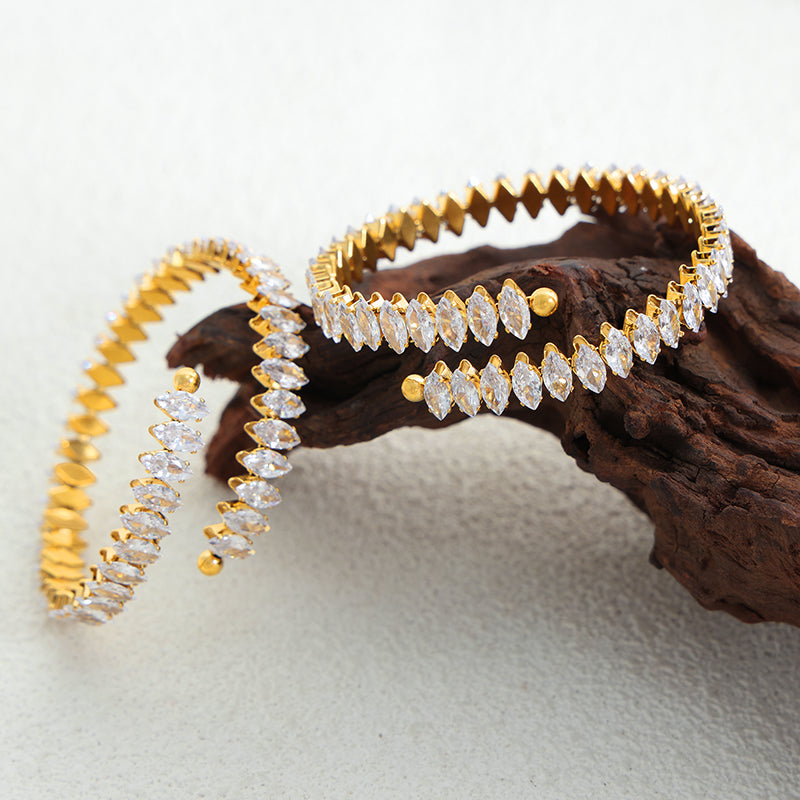Zircon bracelet, Zirkonia Armband, cuff bracelet, open bangle, Armband, Armreif, goldenes Armband, golden Bracelet