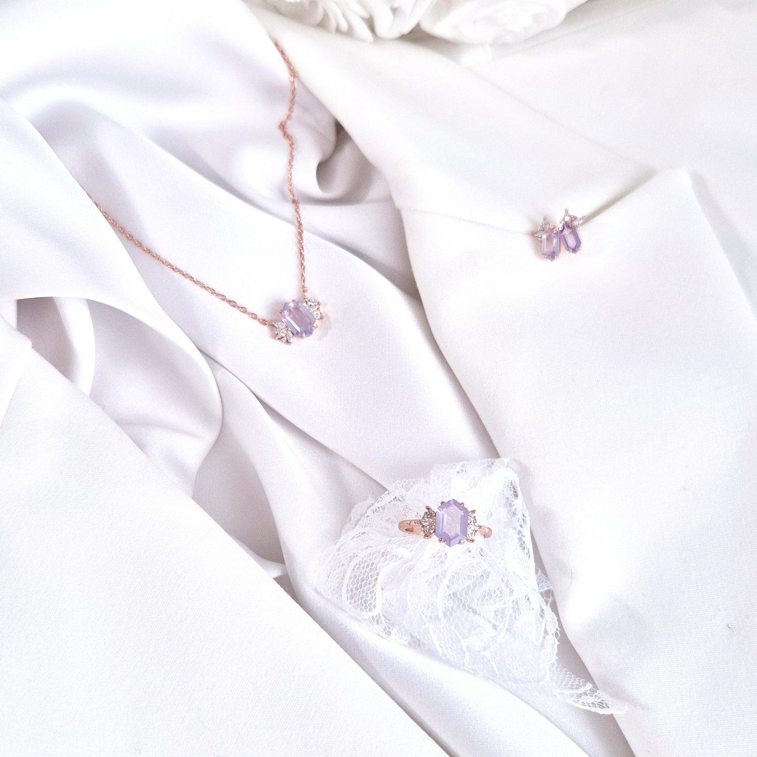 Roségold Schmuck, Rose gold jewelry