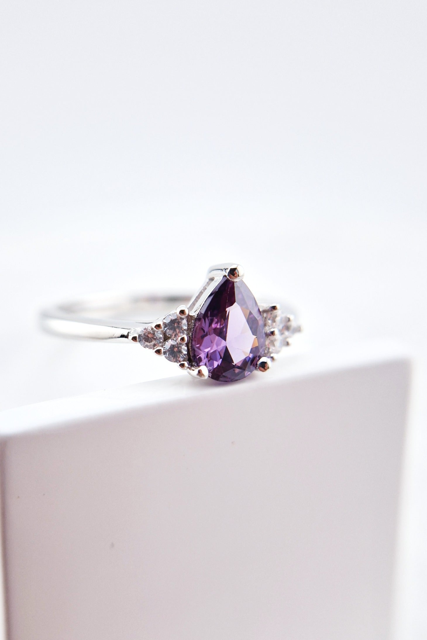 Amethyst Ring - Silberring mit Amethyst Edelstein, Amethyst silver ring, Bague en améthyste, Anello in ametista, Gemstone, Amethyst Edelsteinring