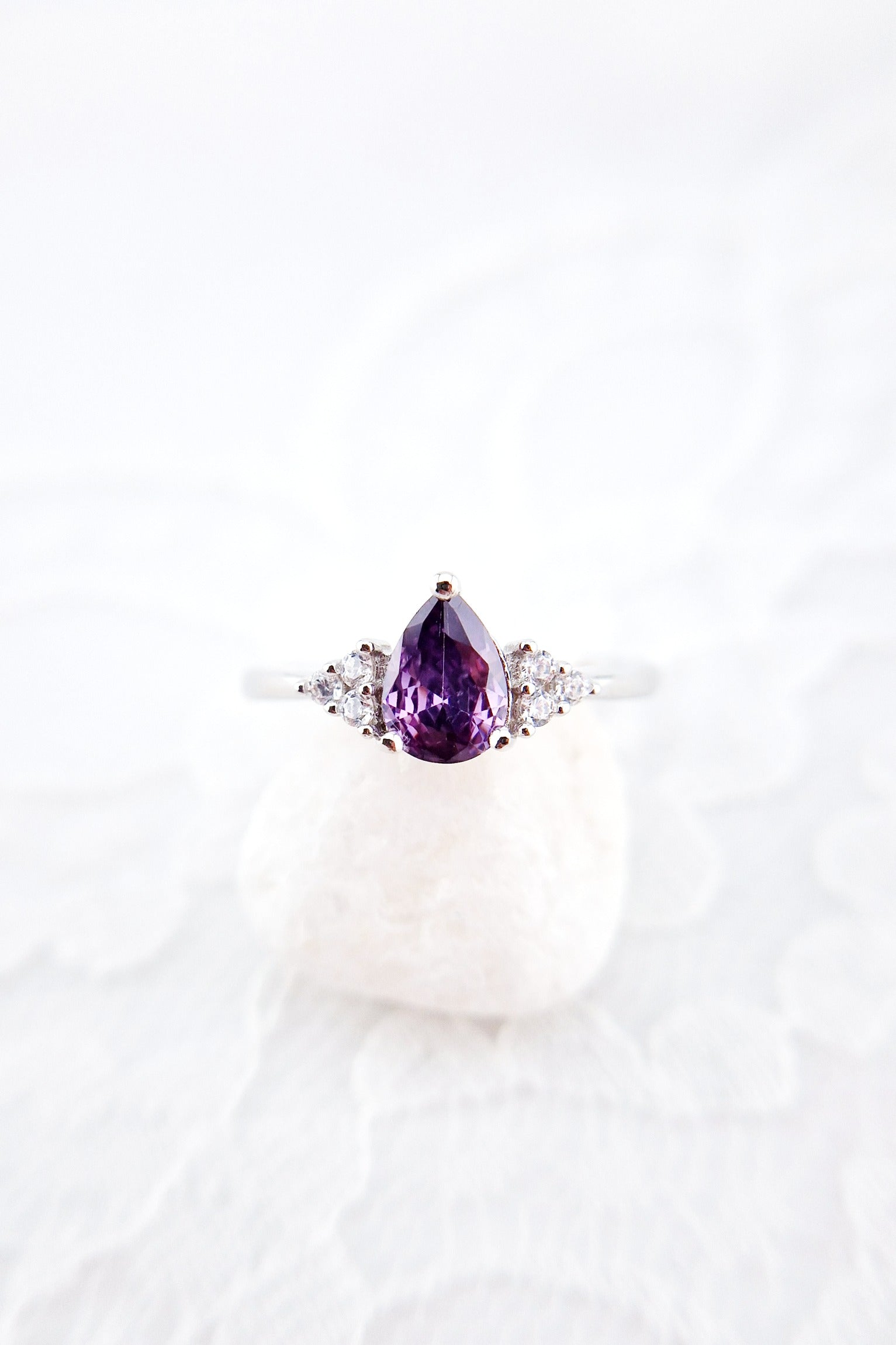 Amethyst Ring - Silberring mit Amethyst Edelstein, Amethyst silver ring, Bague en améthyste, Anello in ametista, Gemstone, Amethyst Edelsteinring