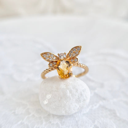 Bienen Ring, Bee Ring, Citrin Ring, Citrine Ring, silver ringgold-plated, silber Ring vergoldet, Schmuck, Ring, Fingerring, Damenring, jewelry, jewellery, ring, bague, anello, goldener Ring, tier Ring, insekt schmuck, Bienen Schmuck, bee jewelry, schmuck für sie, gift for her, birthday gift, jewelry present, pave setting, adjustable ring, verstellbar